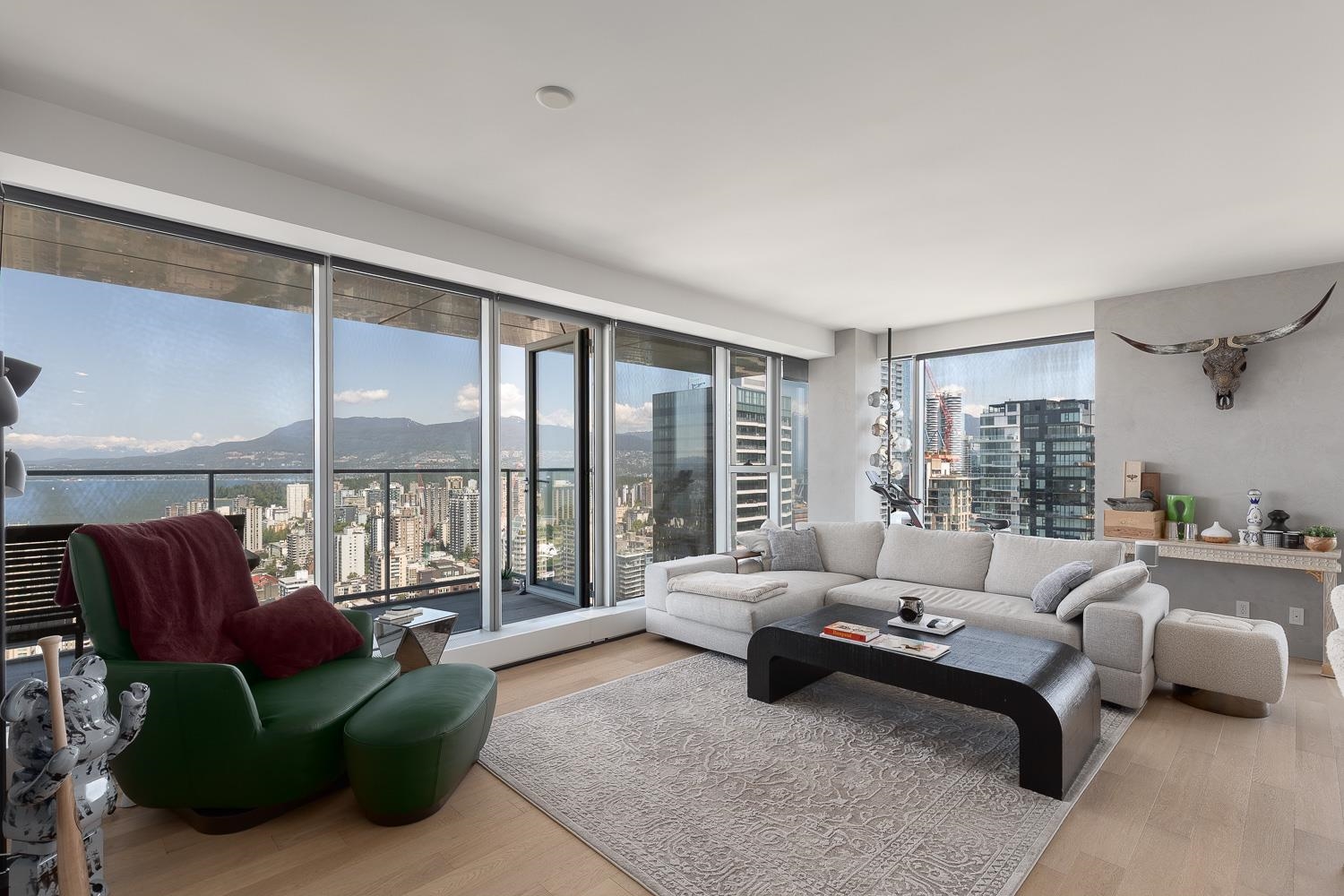 4506 1480 HOWE STREET Unit: 4506