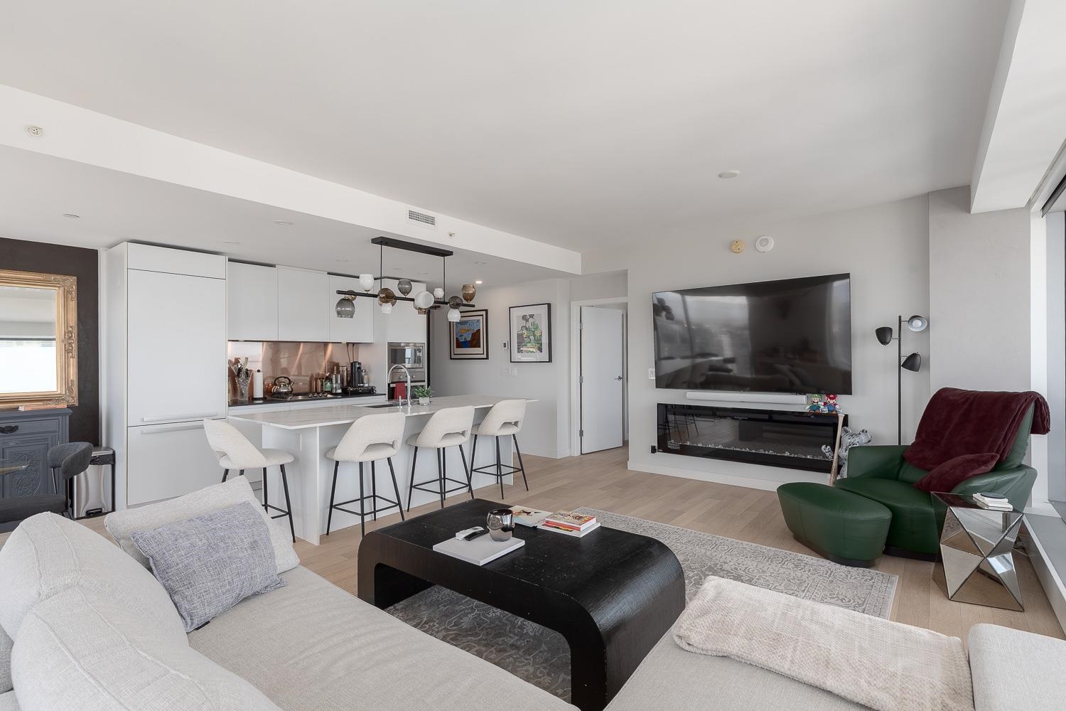 4506 1480 HOWE STREET Unit: 4506