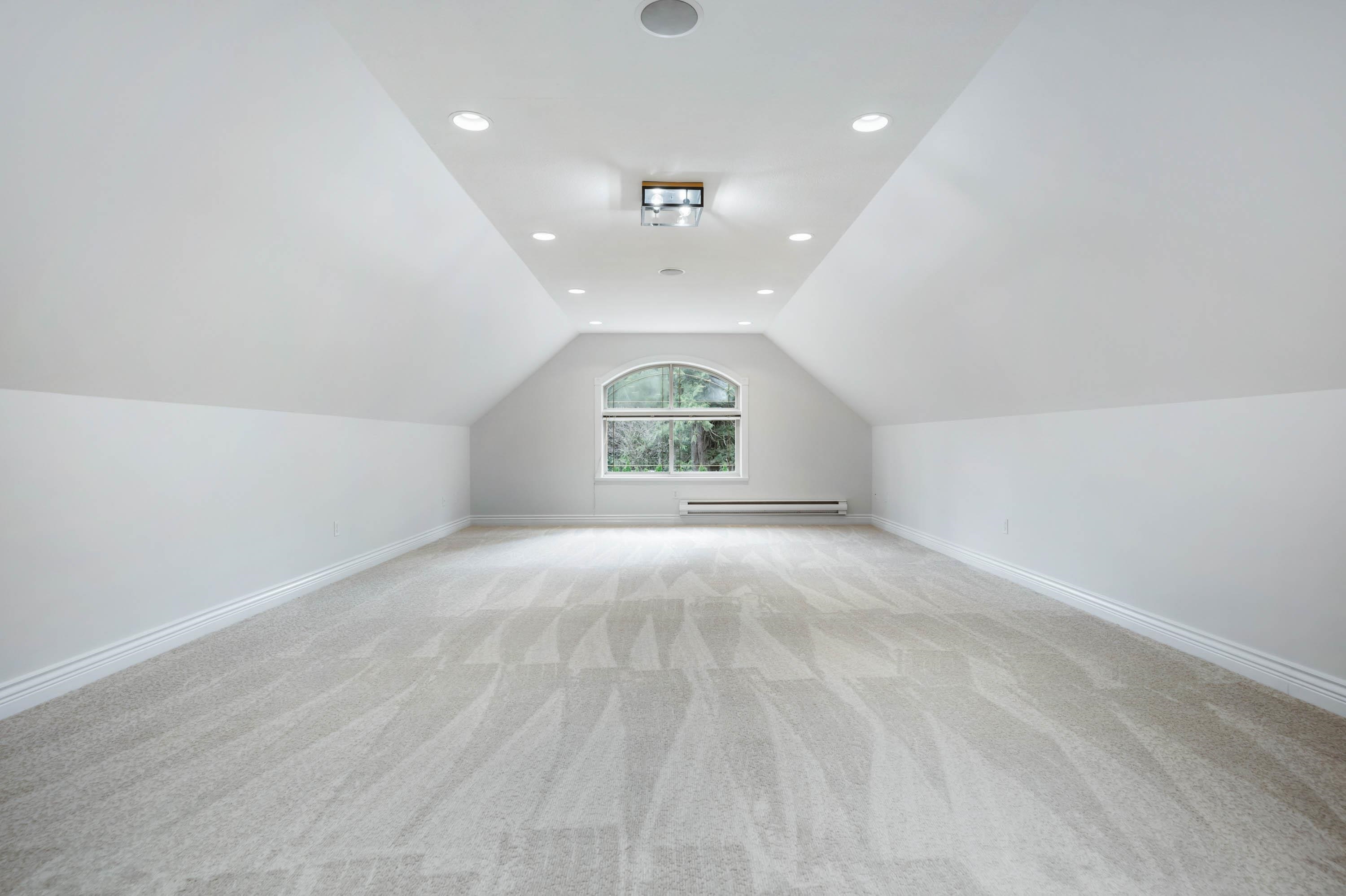 23669 128 CRESCENT