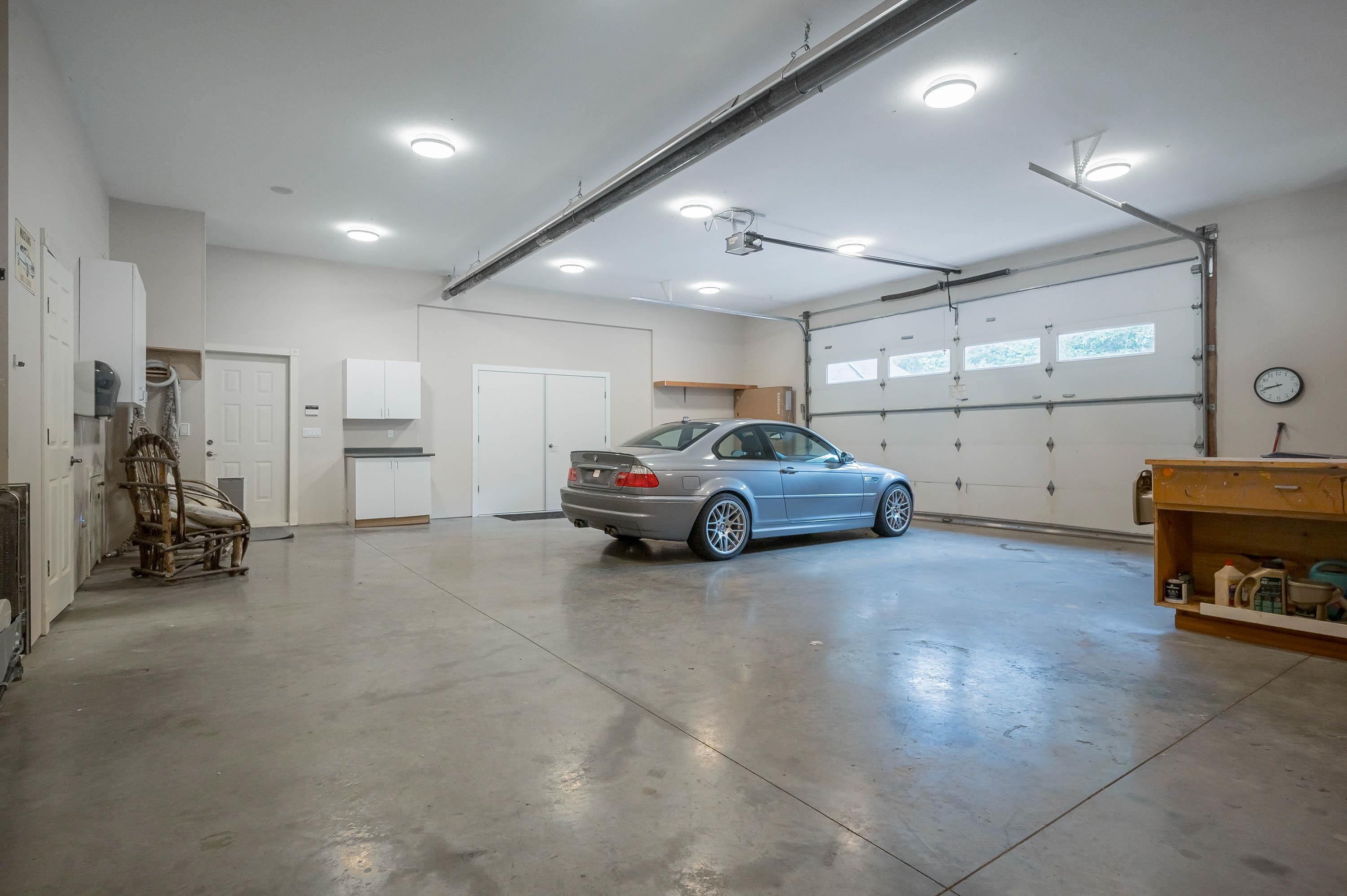 23669 128 CRESCENT