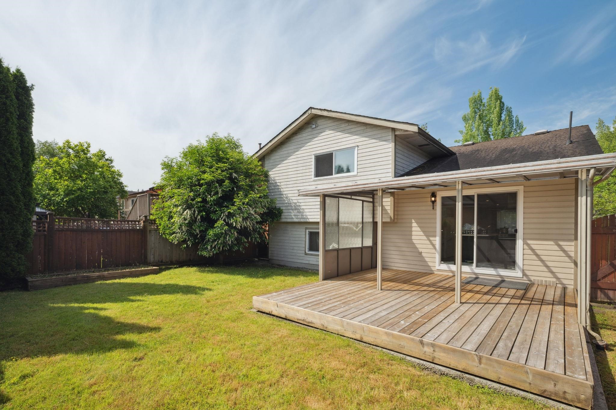 1163 FALCON DRIVE