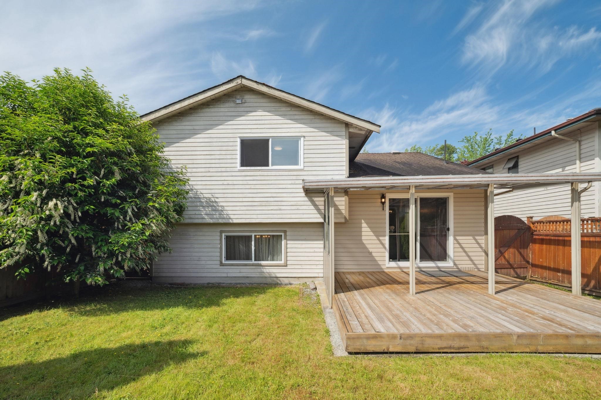 1163 FALCON DRIVE