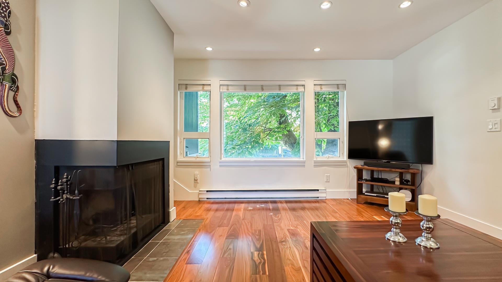 9 1081 W 8TH AVENUE Unit: 9