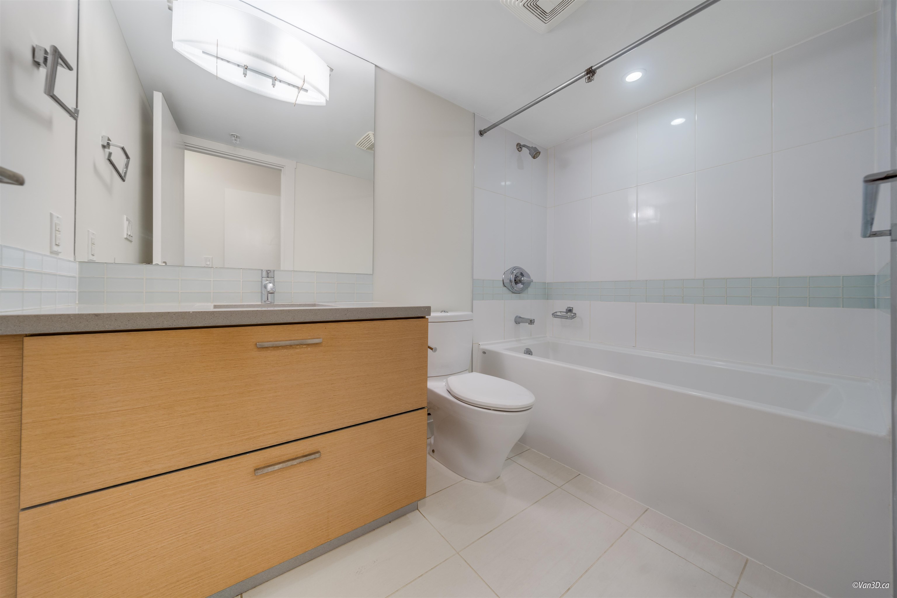 401 13380 108 AVENUE Unit: 401