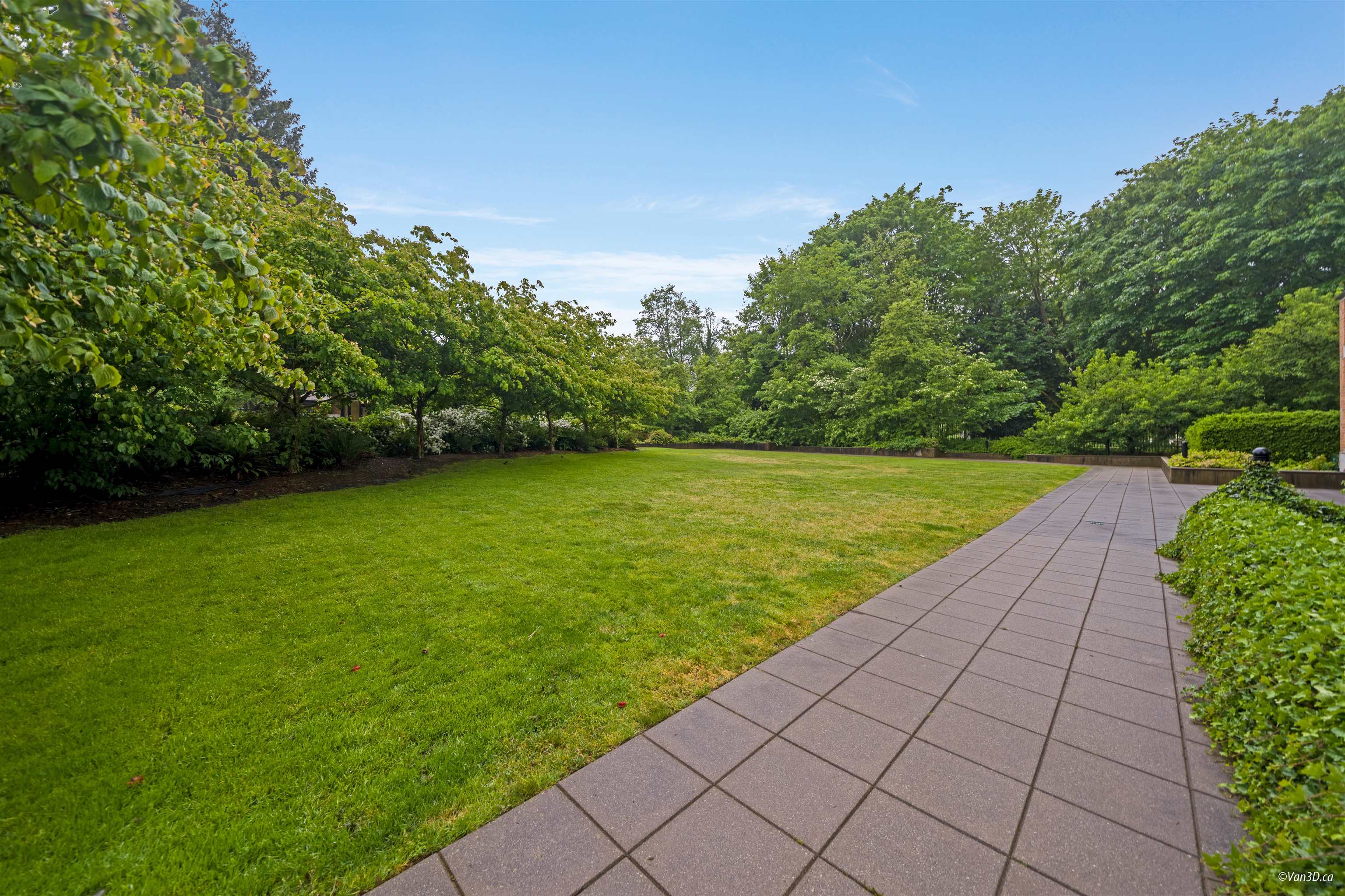 401 13380 108 AVENUE Unit: 401