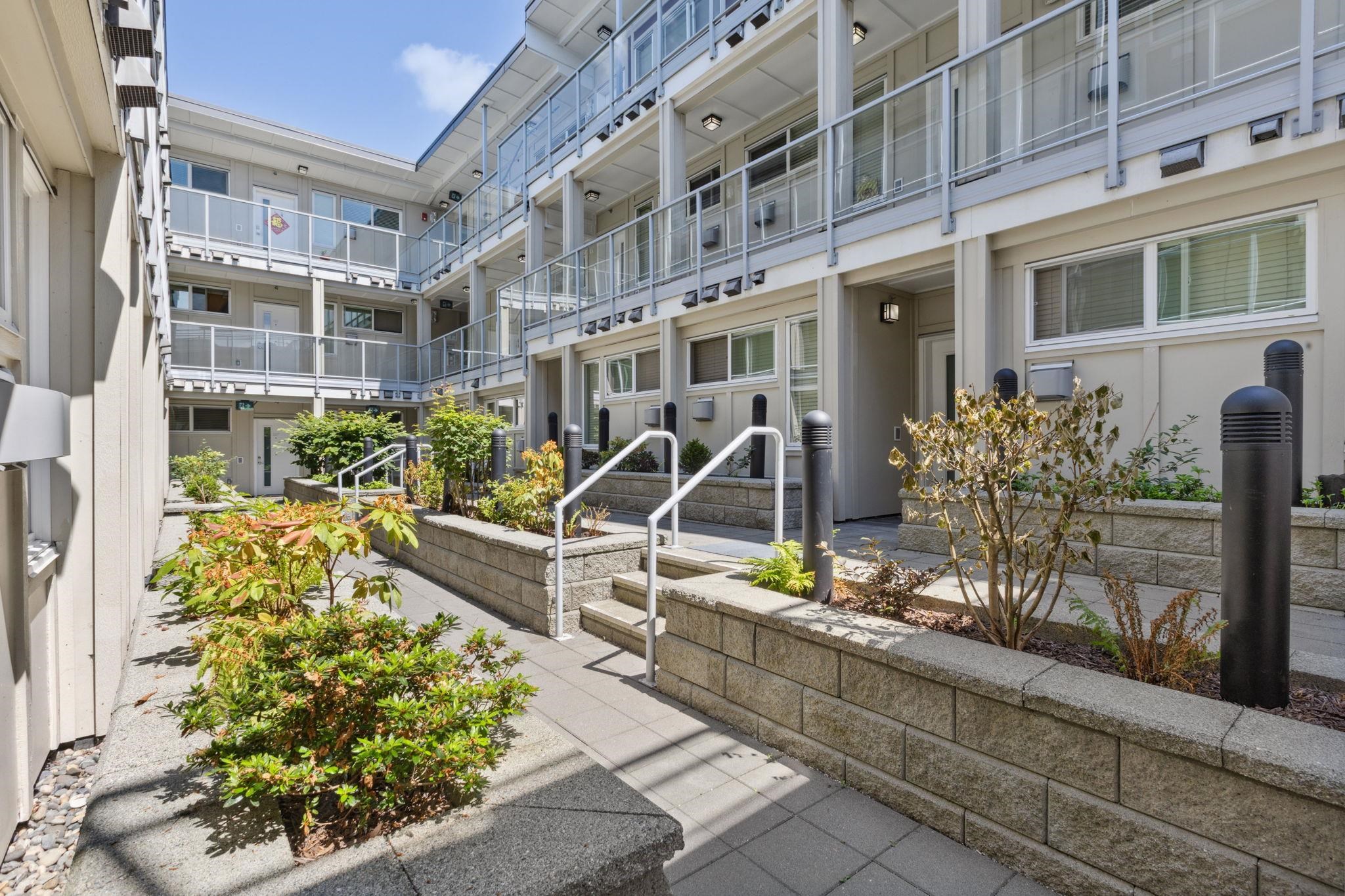 218 1838 RENFREW STREET Unit: 218
