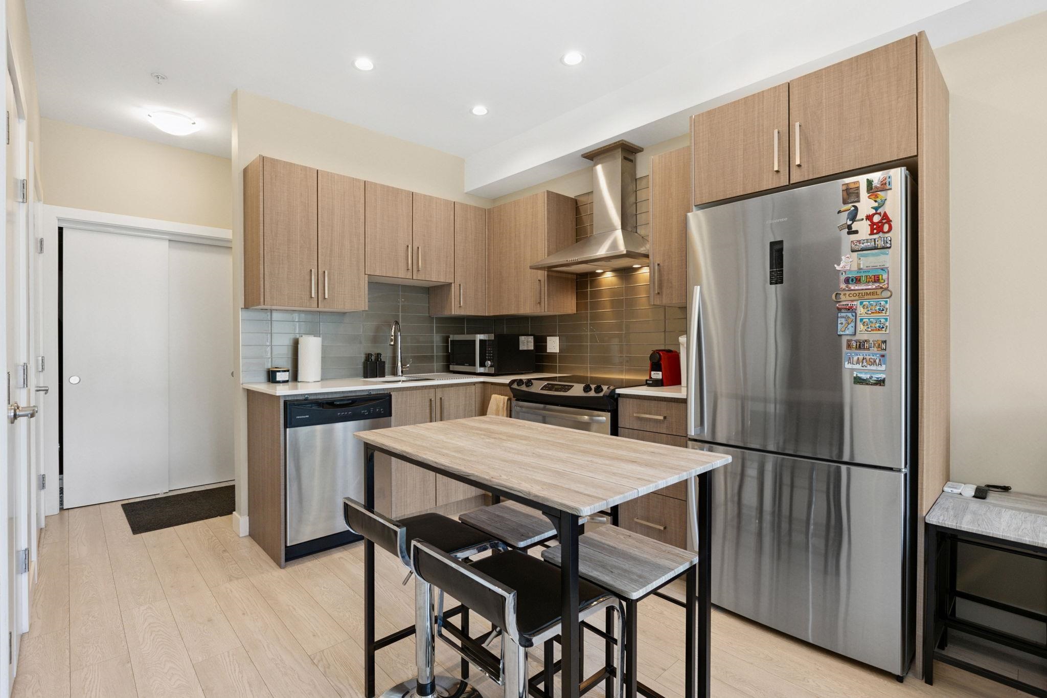218 1838 RENFREW STREET Unit: 218
