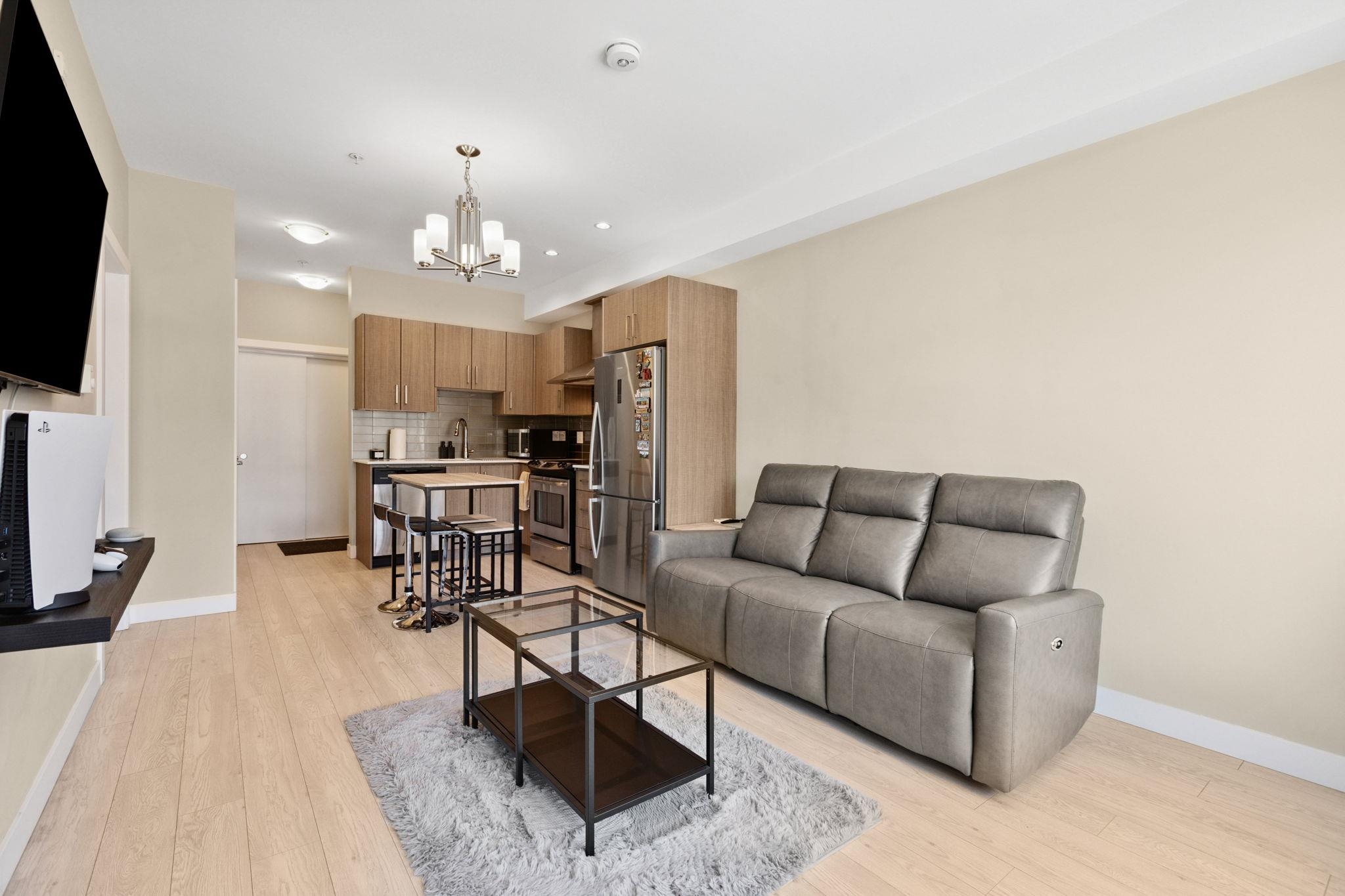 218 1838 RENFREW STREET Unit: 218