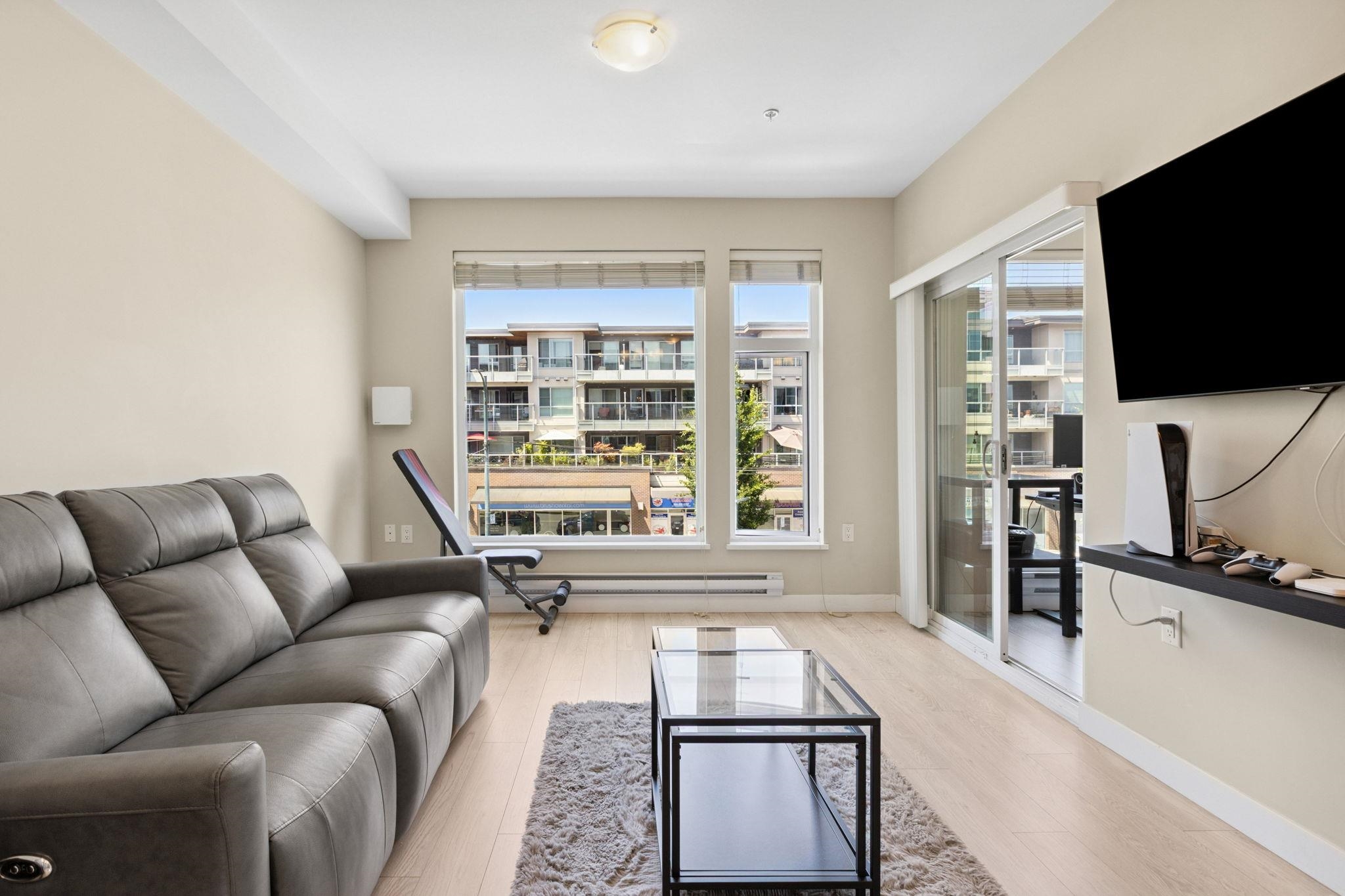 218 1838 RENFREW STREET Unit: 218