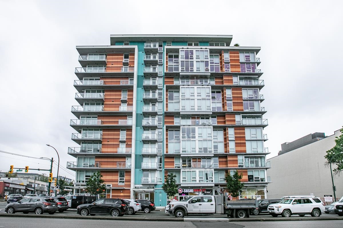 310 180 E 2ND AVENUE Unit: 310