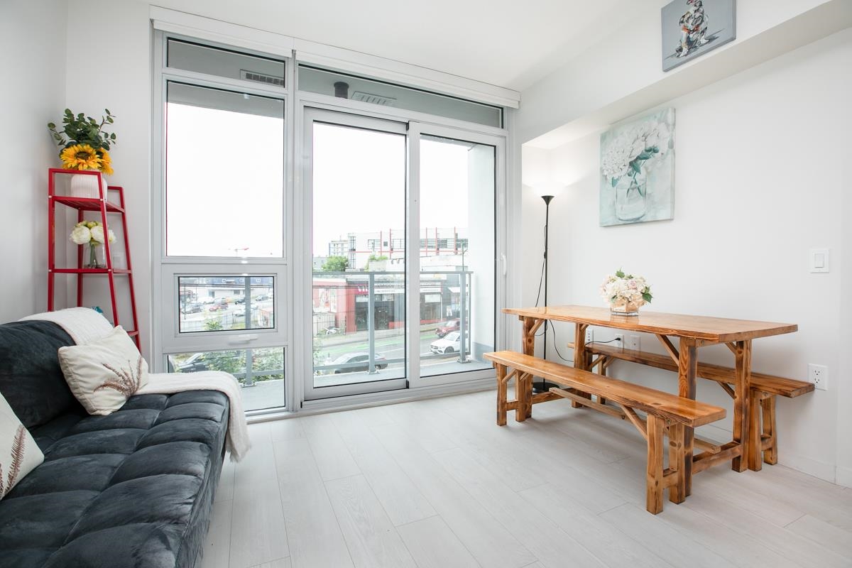 310 180 E 2ND AVENUE Unit: 310