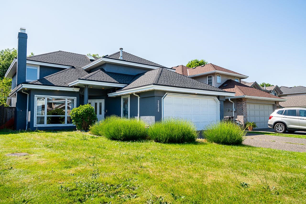 3628 MCKAY DRIVE