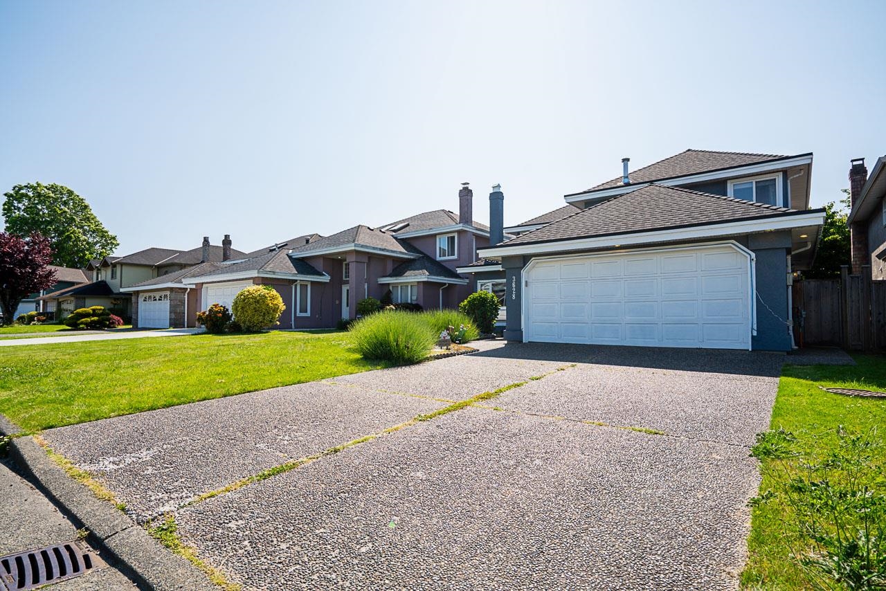 3628 MCKAY DRIVE