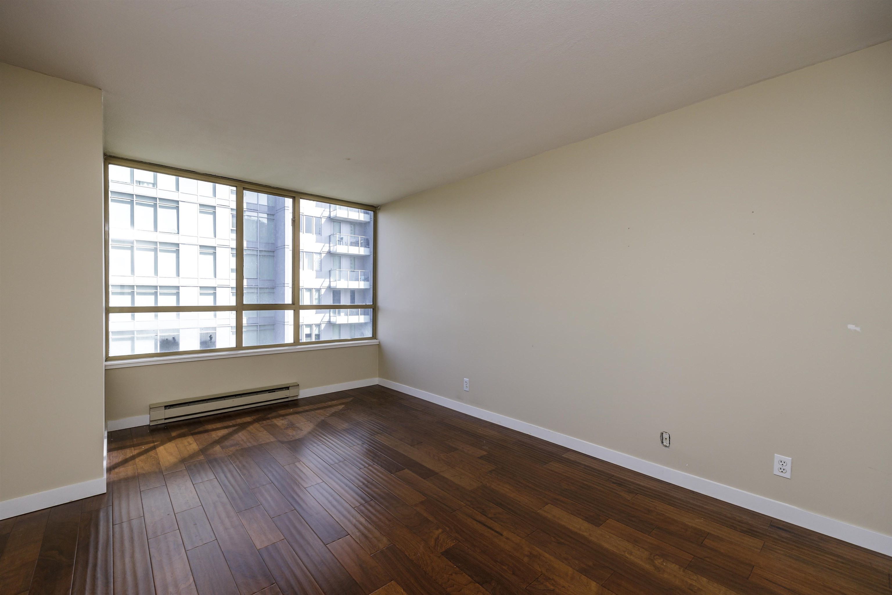 903 738 FARROW STREET Unit: 903