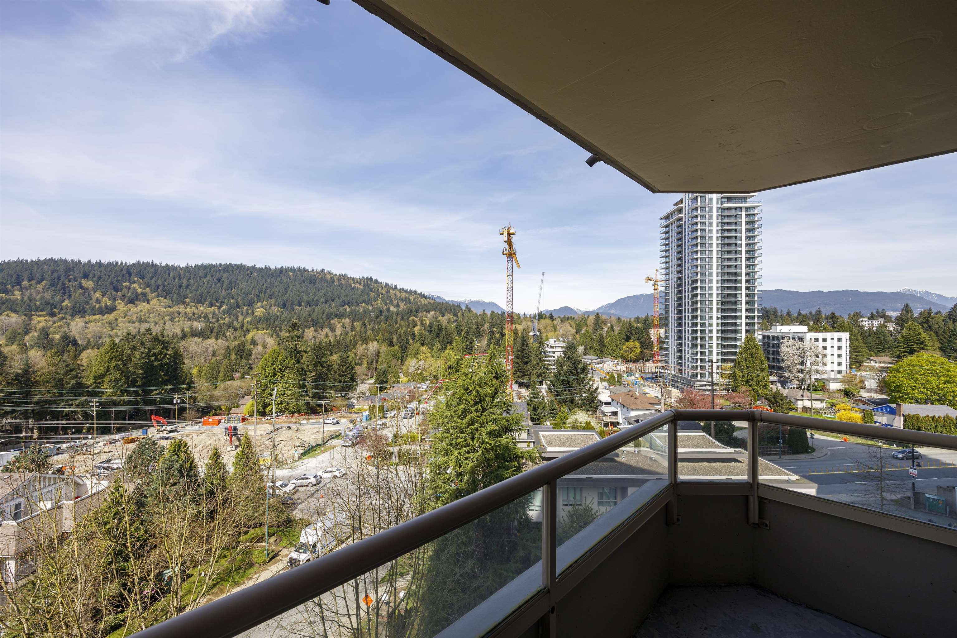 903 738 FARROW STREET Unit: 903