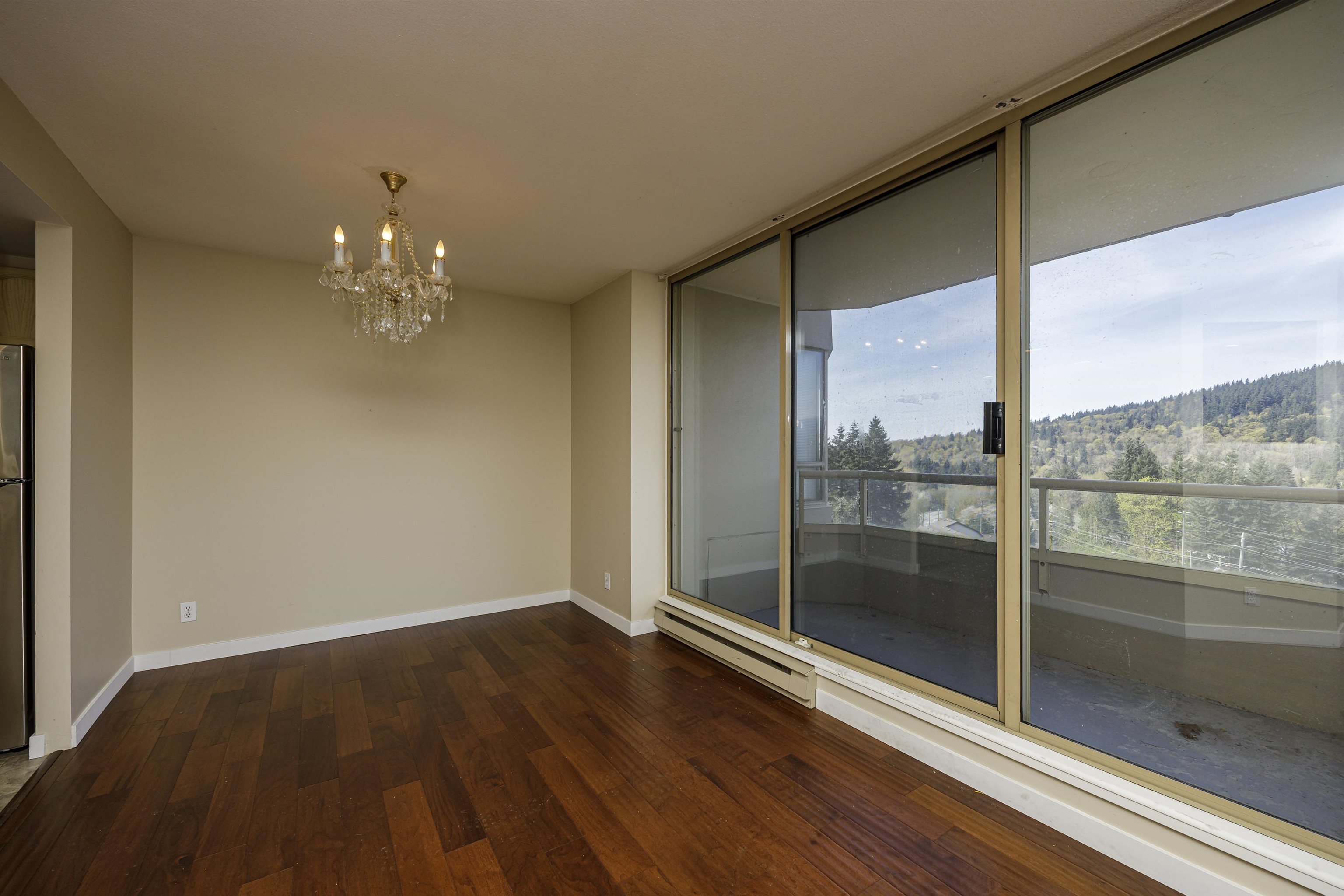 903 738 FARROW STREET Unit: 903
