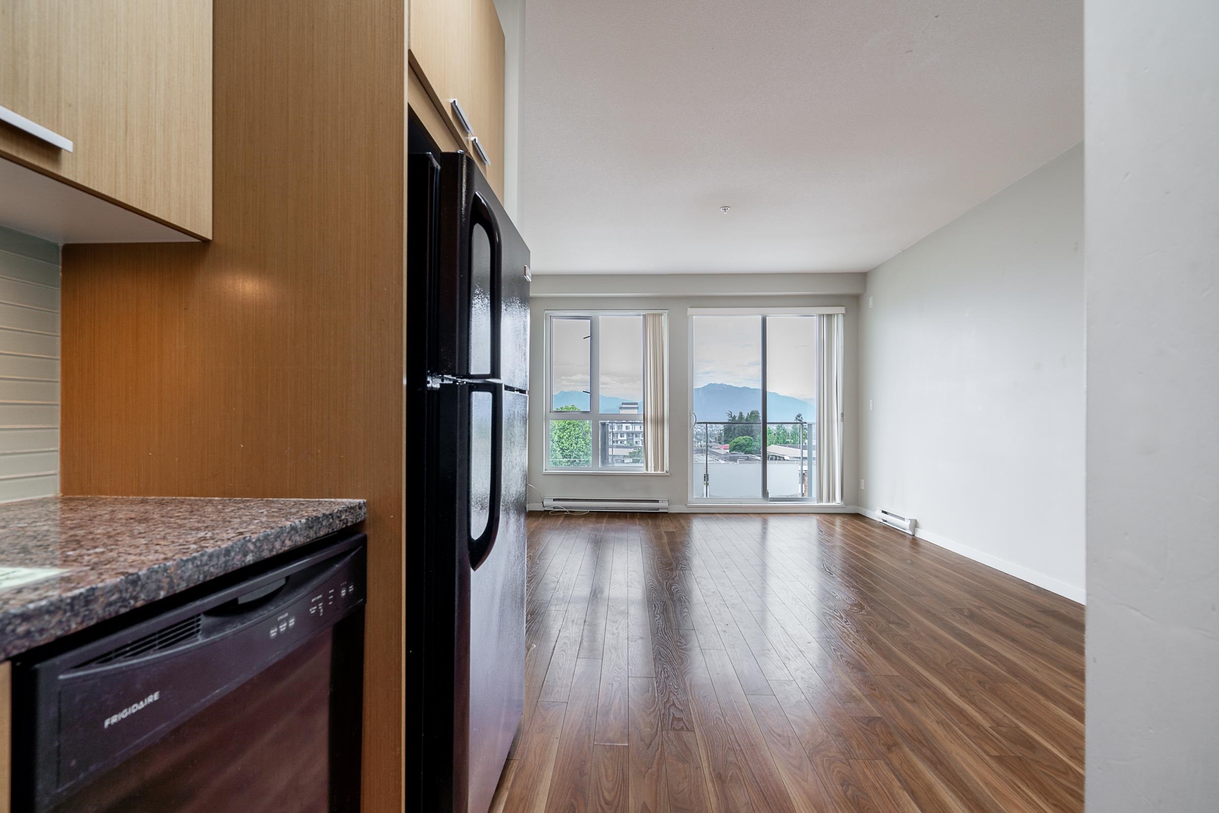 PH16 5388 GRIMMER STREET Unit: PH16