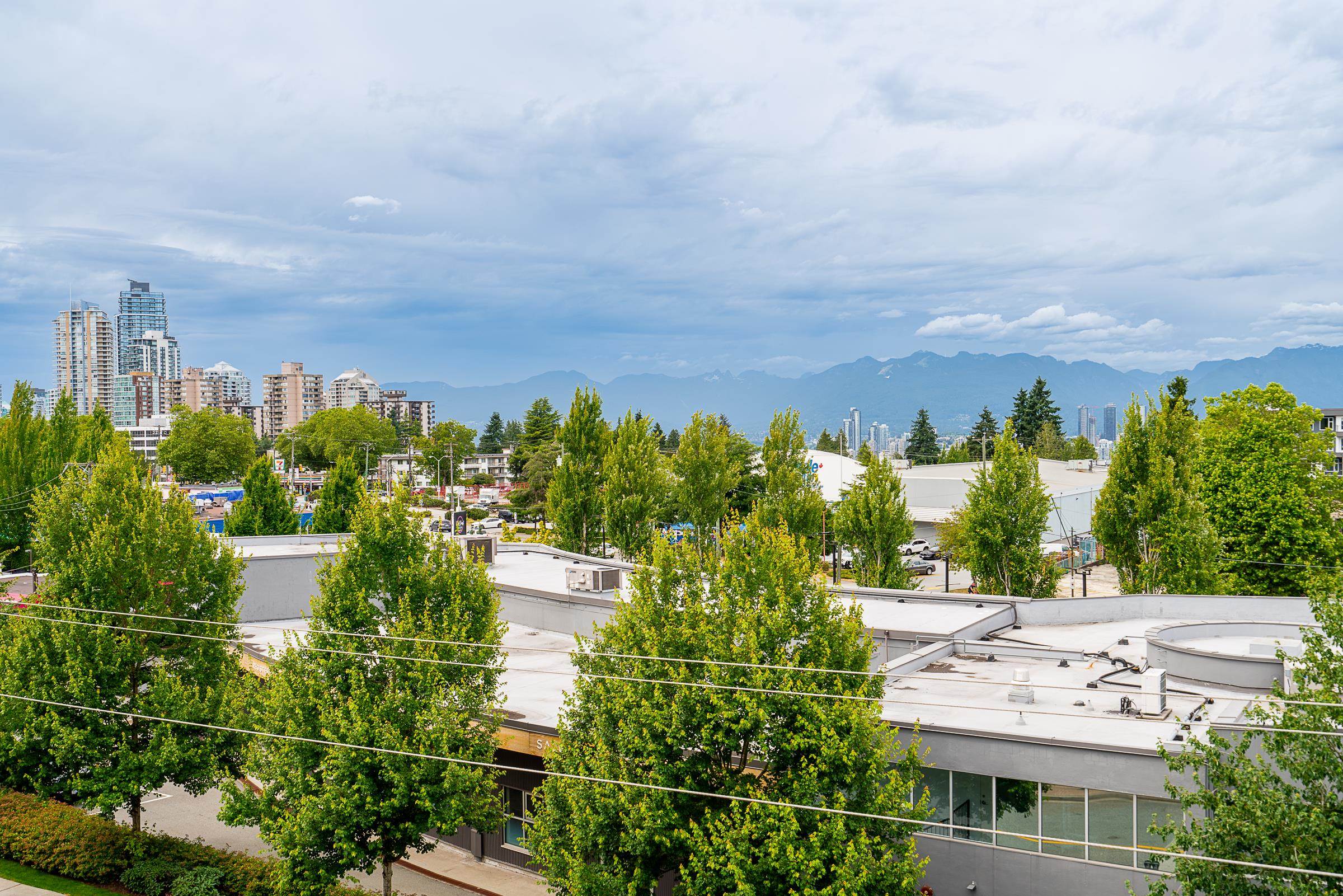 PH16 5388 GRIMMER STREET Unit: PH16