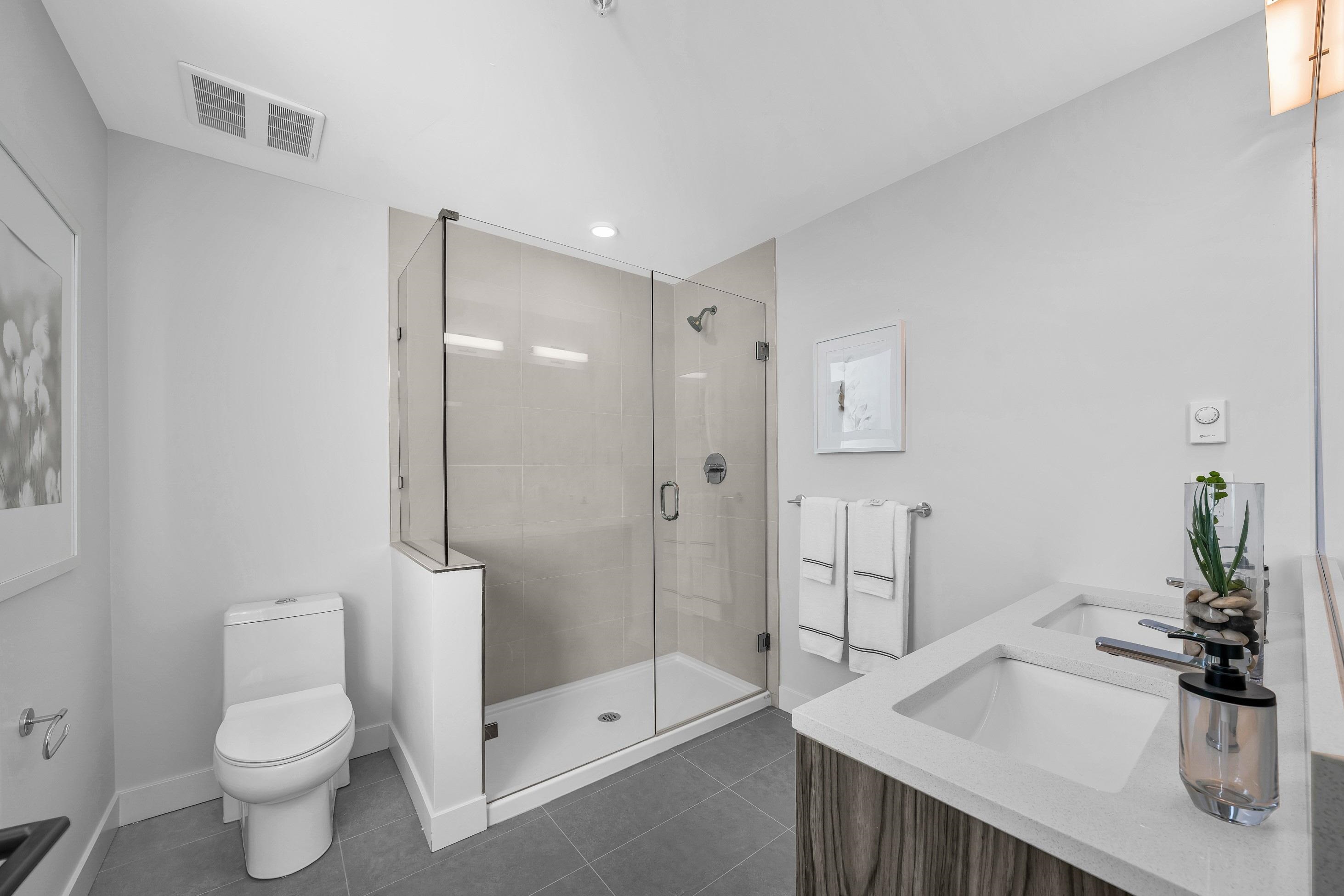 404 5535 HASTINGS STREET Unit: 404