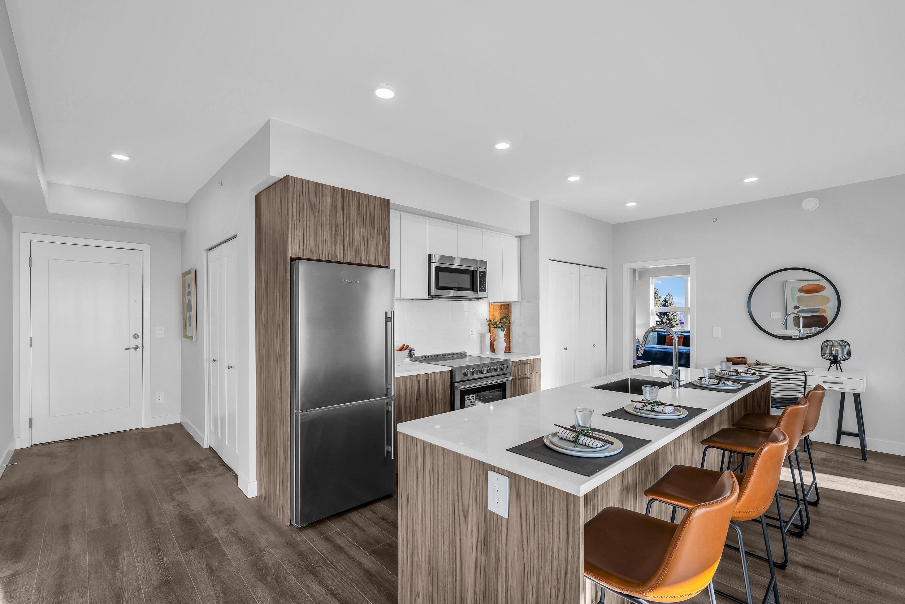 404 5535 HASTINGS STREET Unit: 404