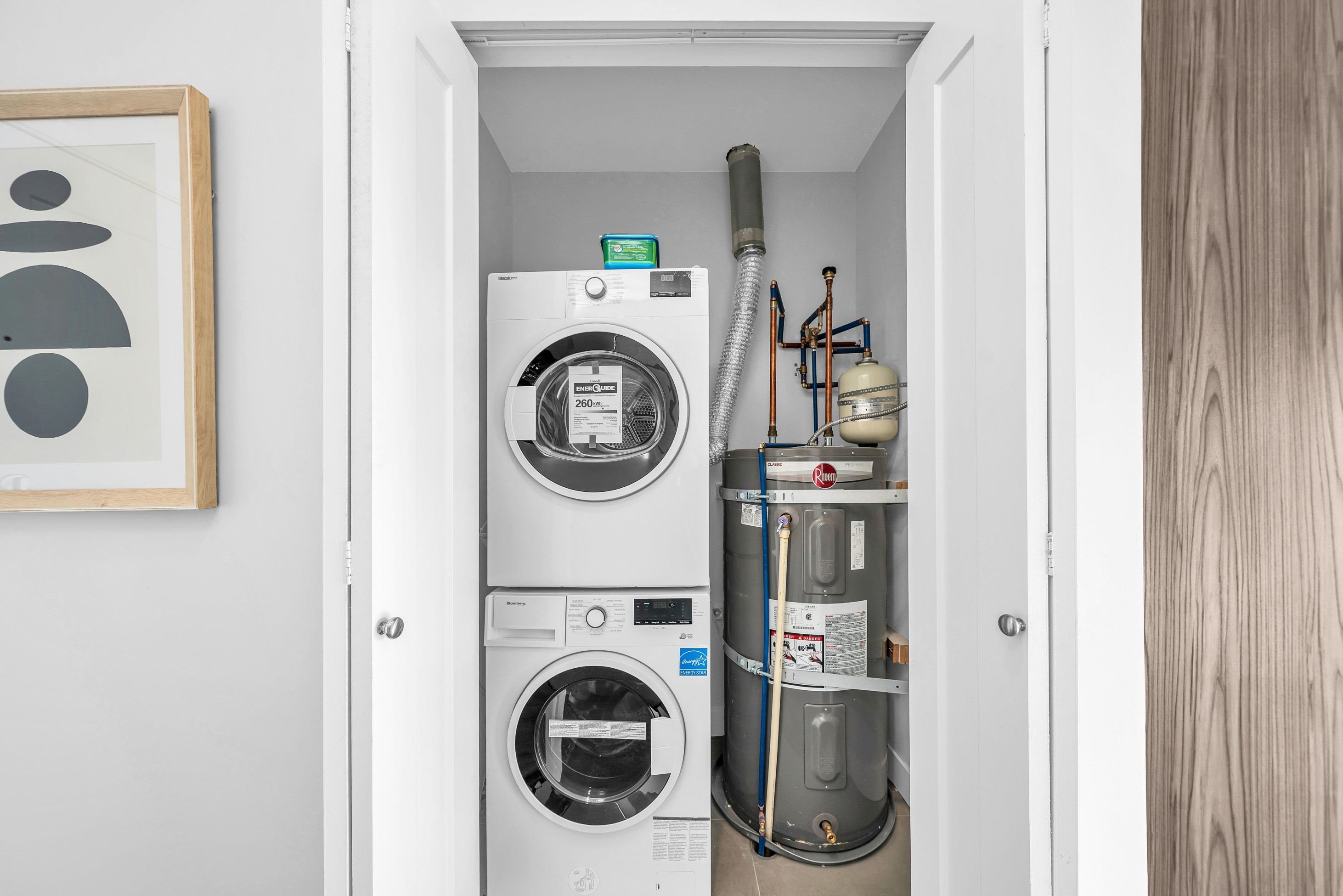 404 5535 HASTINGS STREET Unit: 404