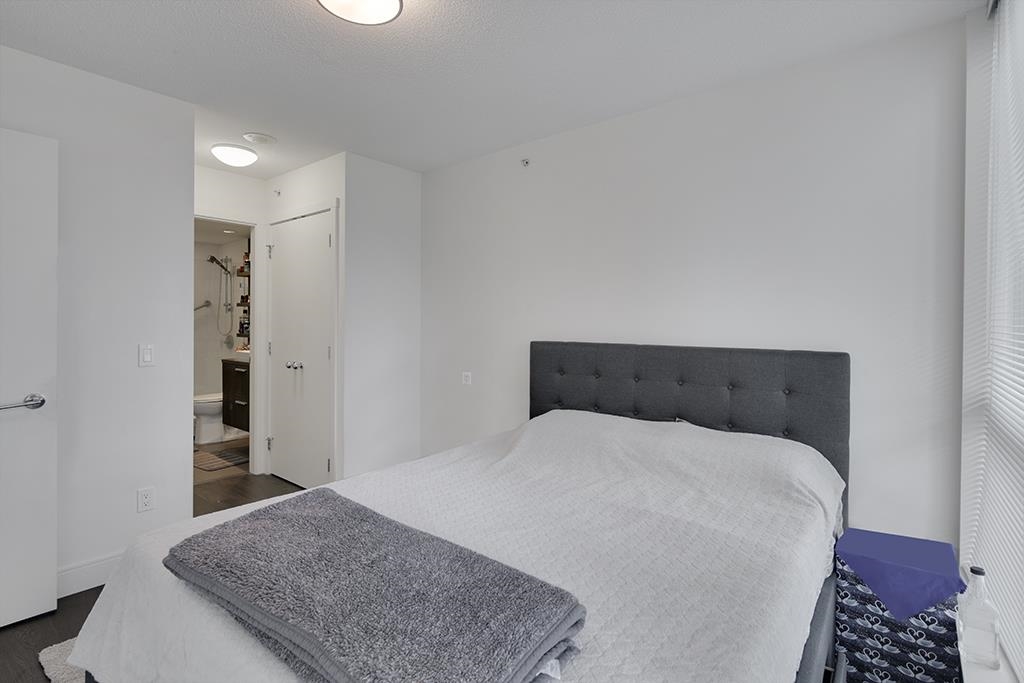 1106 3007 GLEN DRIVE Unit: 1106