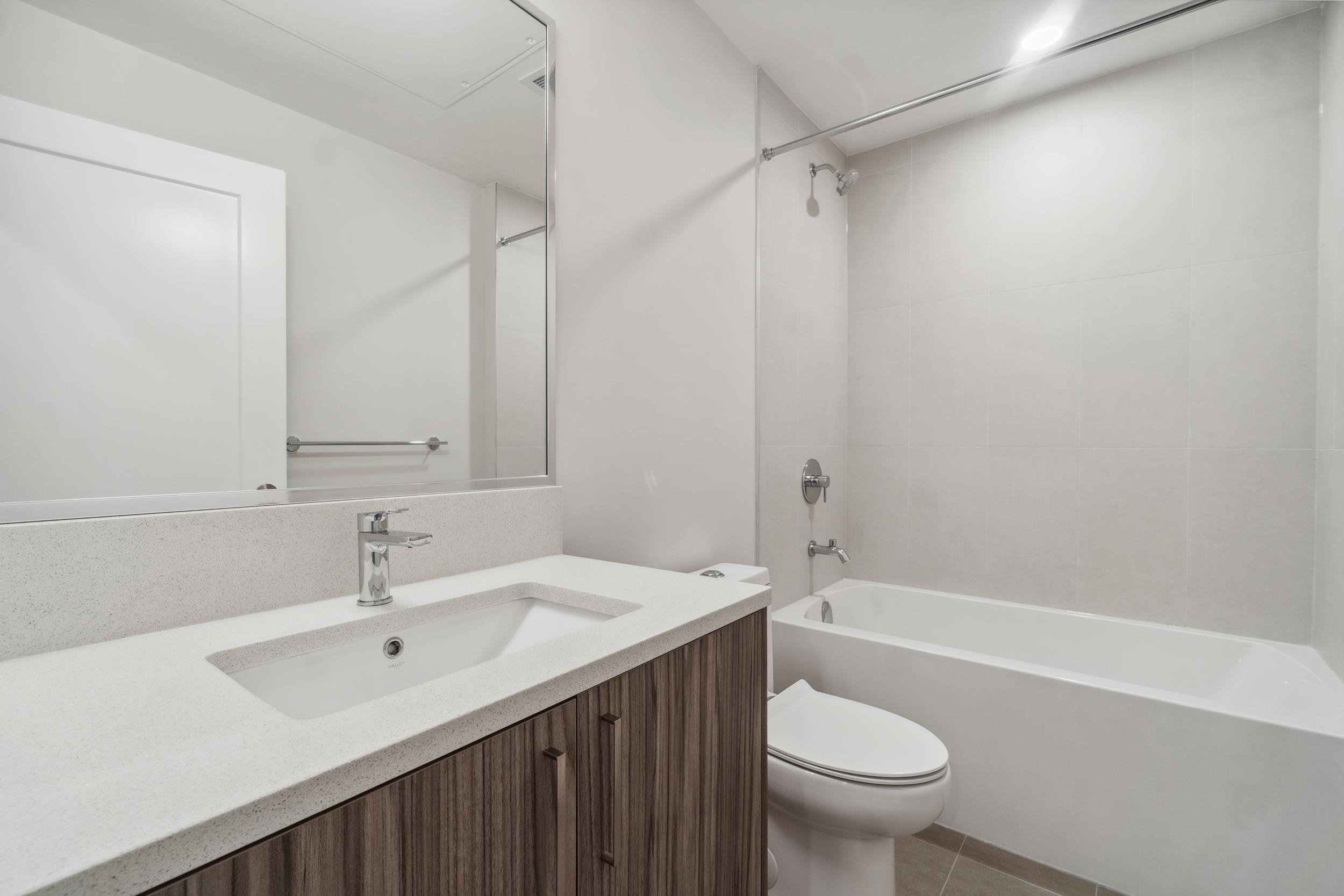 403 5535 HASTINGS STREET Unit: 403