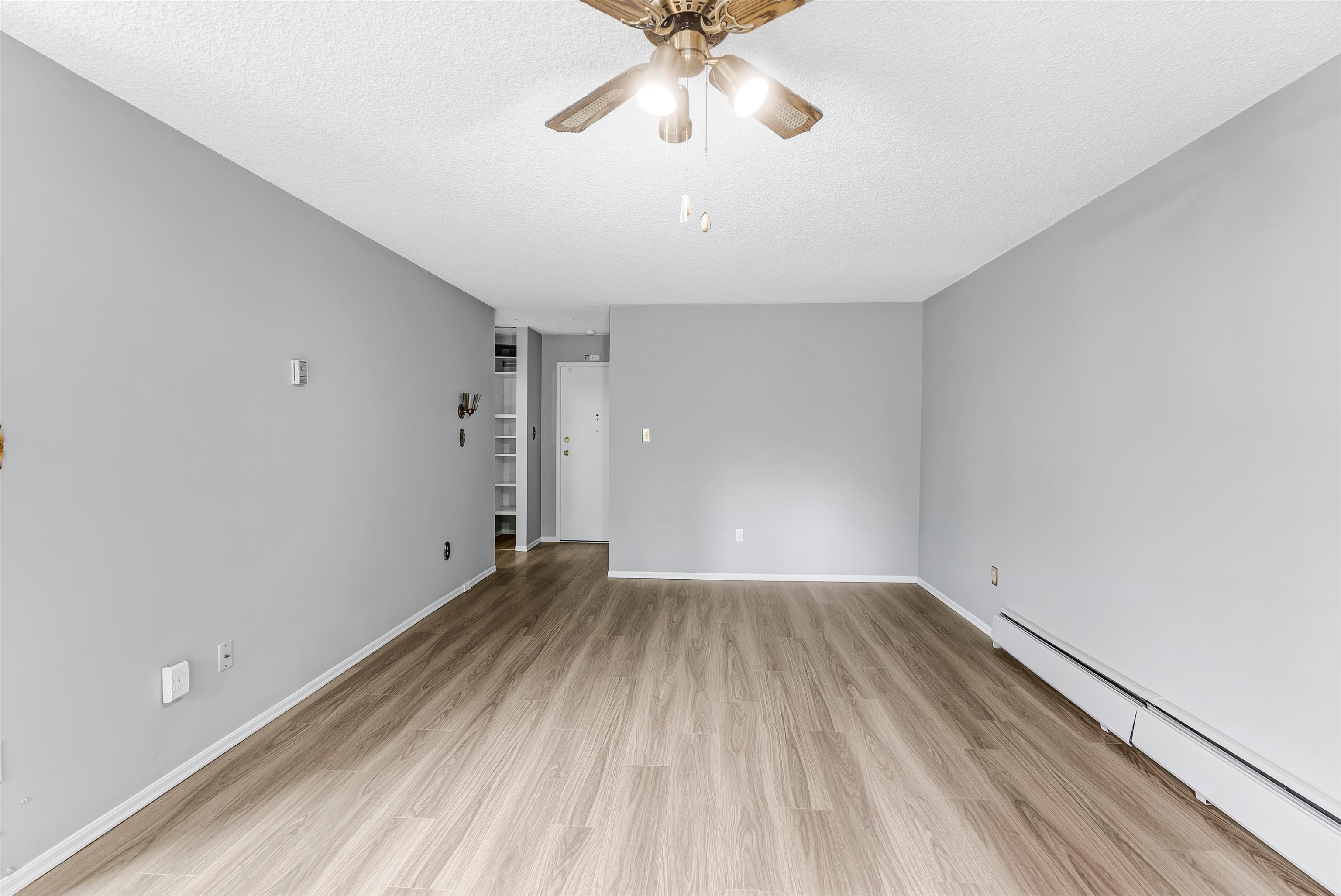 217 3901 CARRIGAN COURT Unit: 217