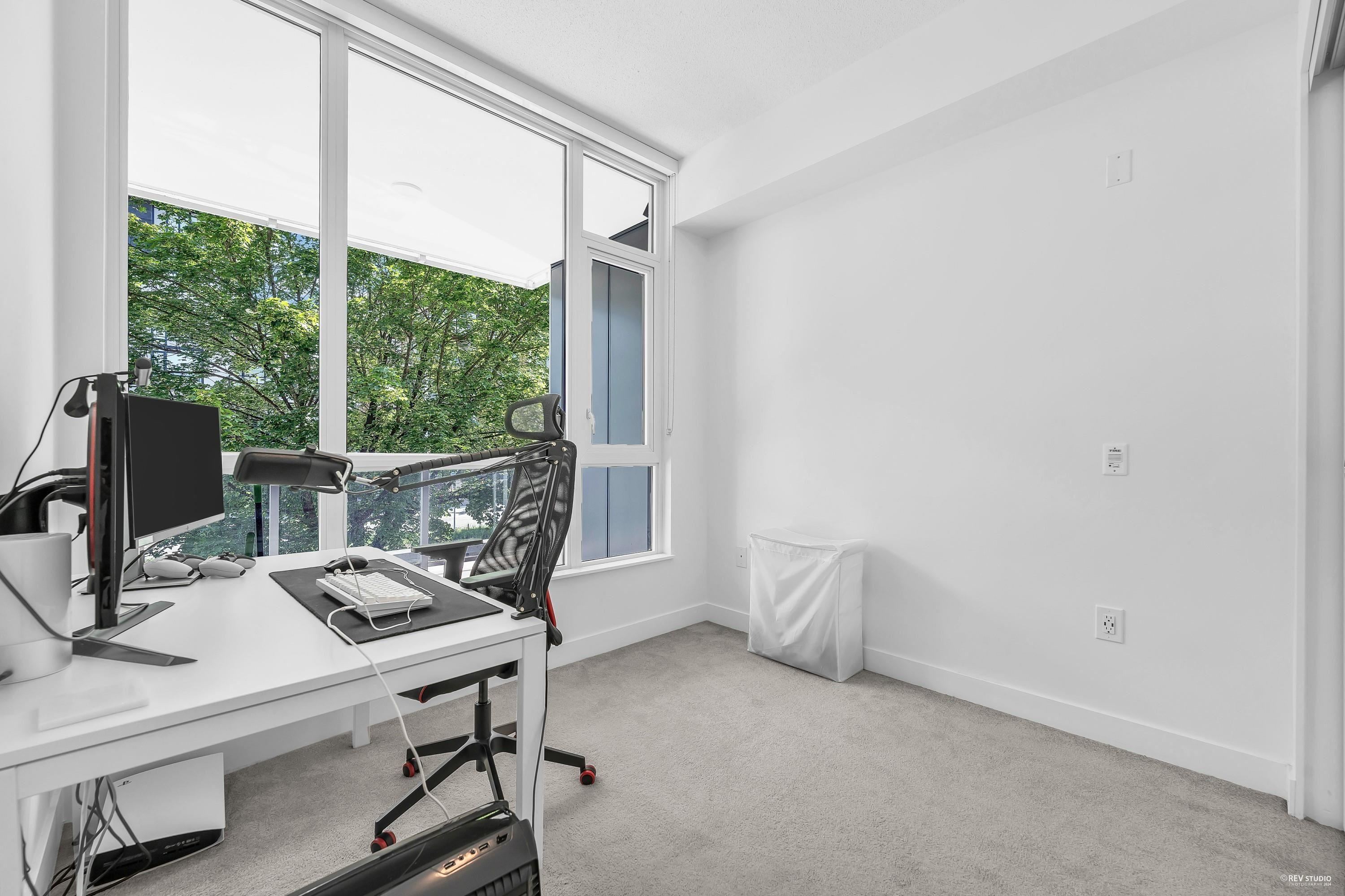 210 469 W KING EDWARD AVENUE Unit: 210