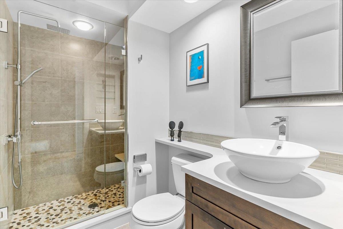 2402 969 RICHARDS STREET Unit: 2402