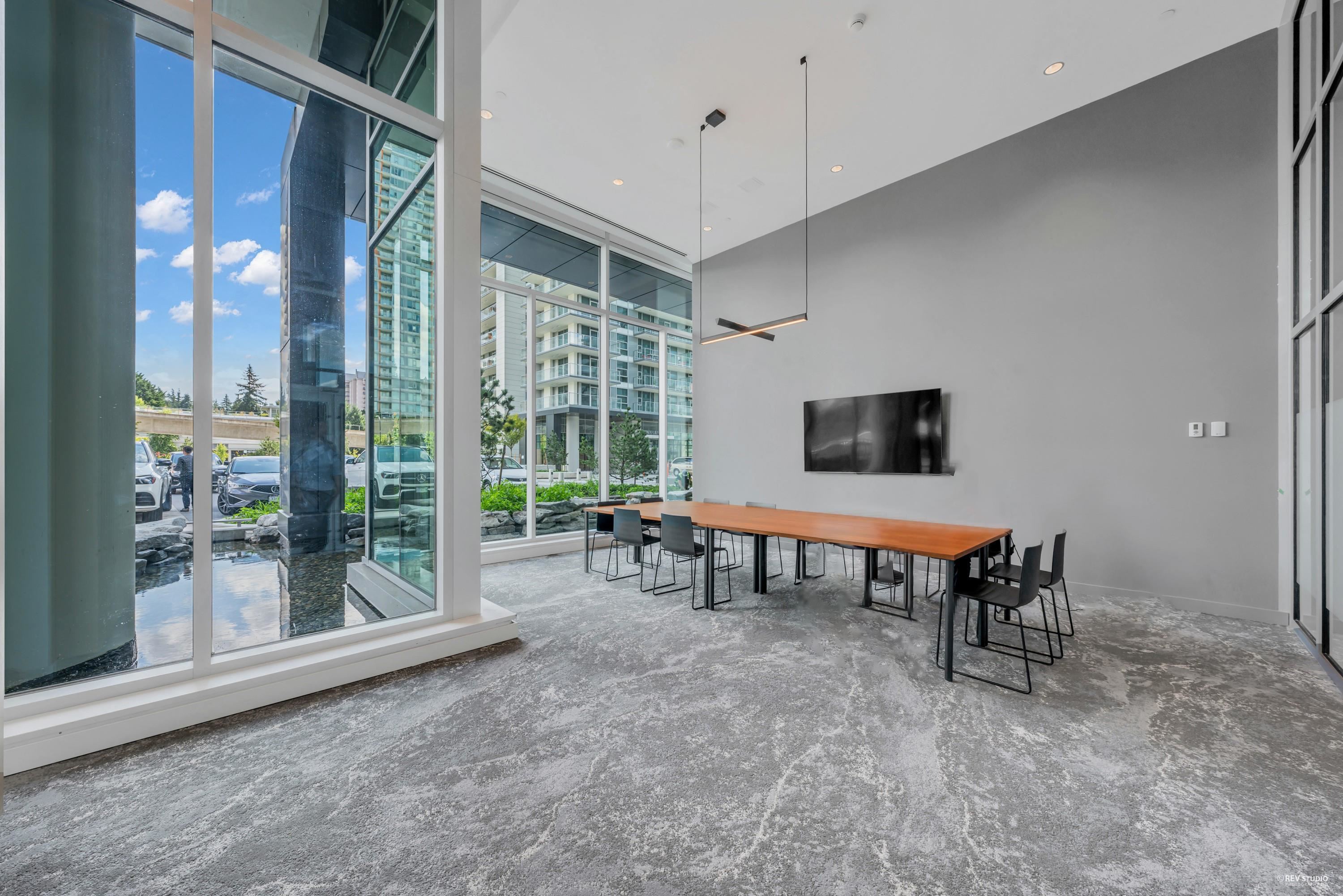 314 3809 EVERGREEN PLACE Unit: 314