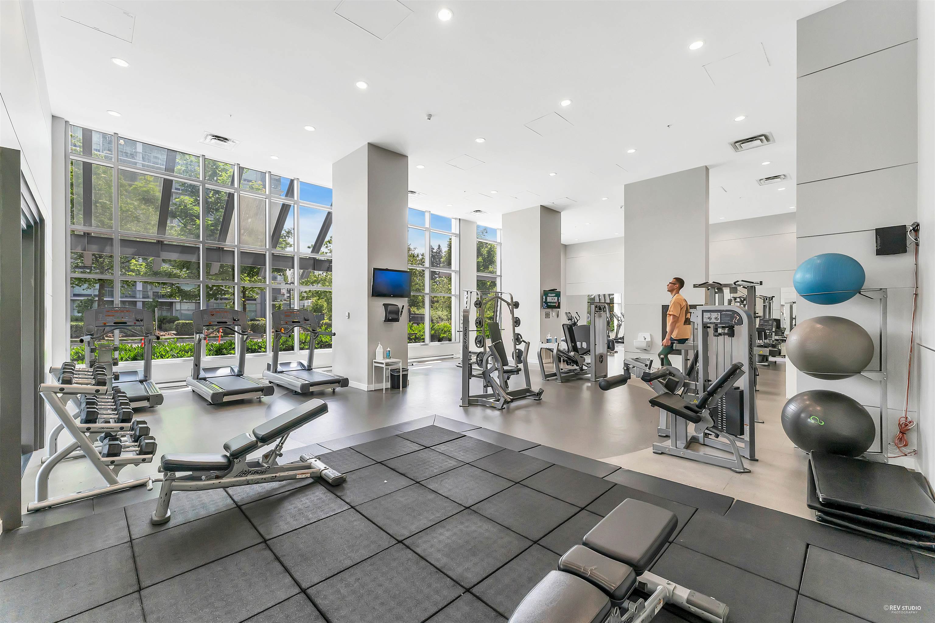 1207 13688 100 AVENUE Unit: 1207