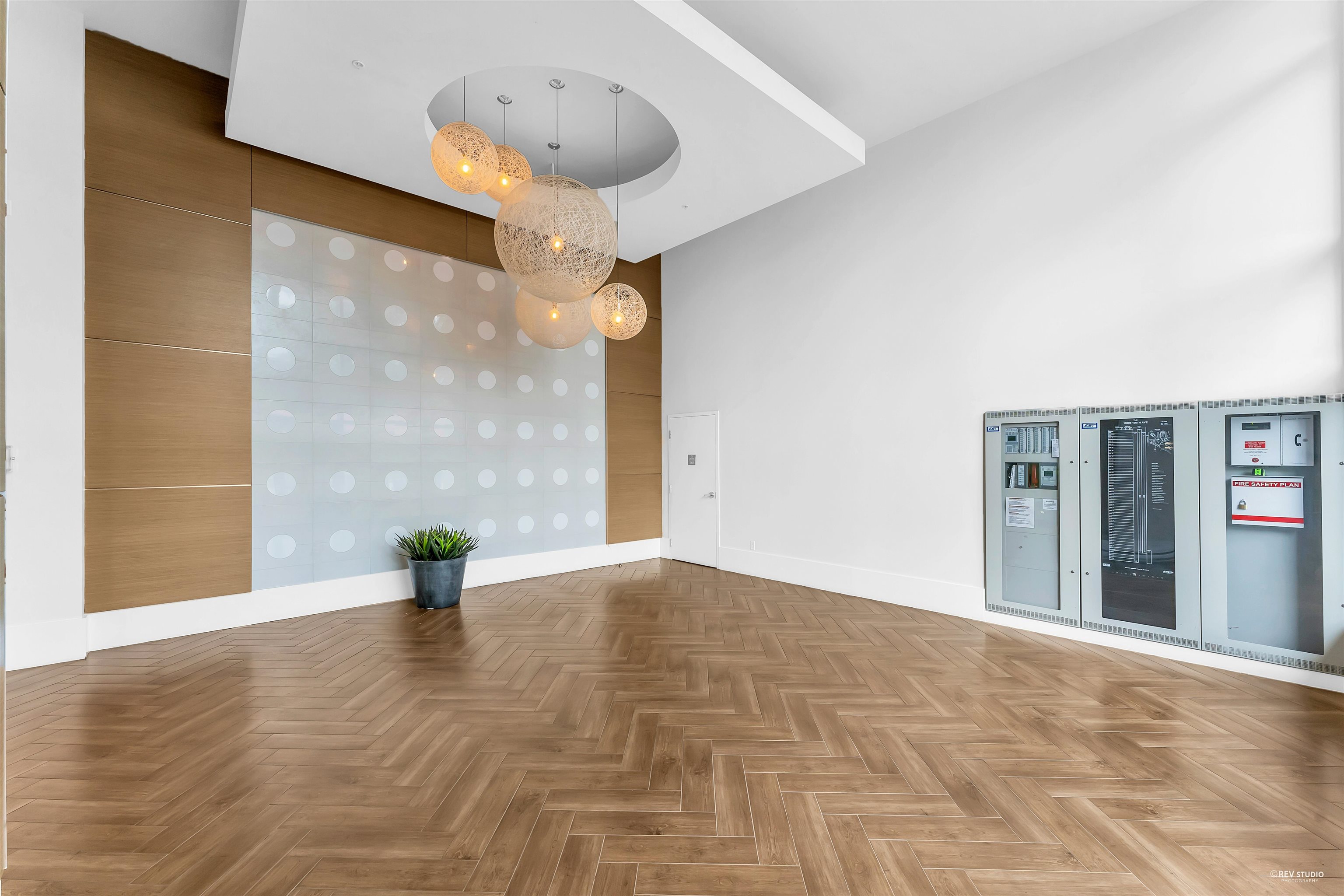 1207 13688 100 AVENUE Unit: 1207