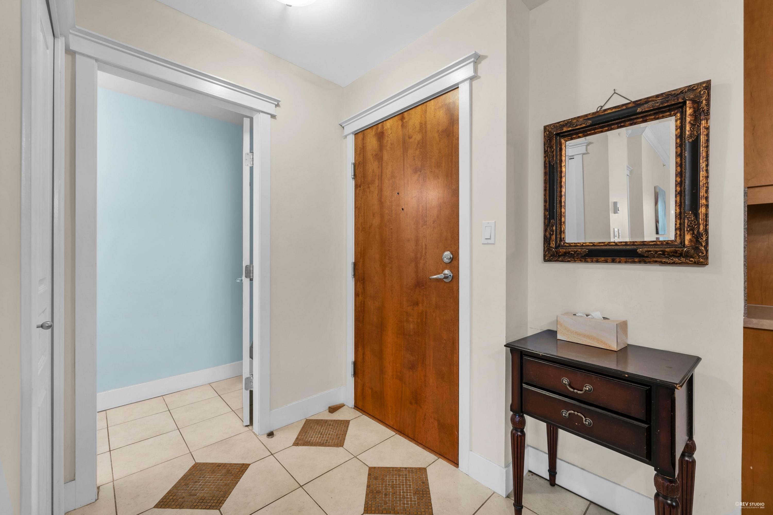 304 5790 EAST BOULEVARD Unit: 304