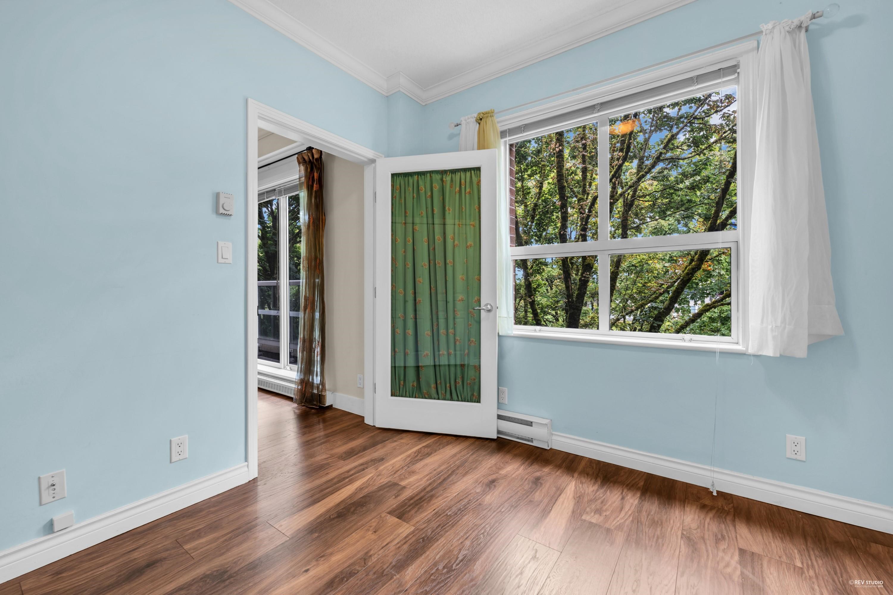 304 5790 EAST BOULEVARD Unit: 304