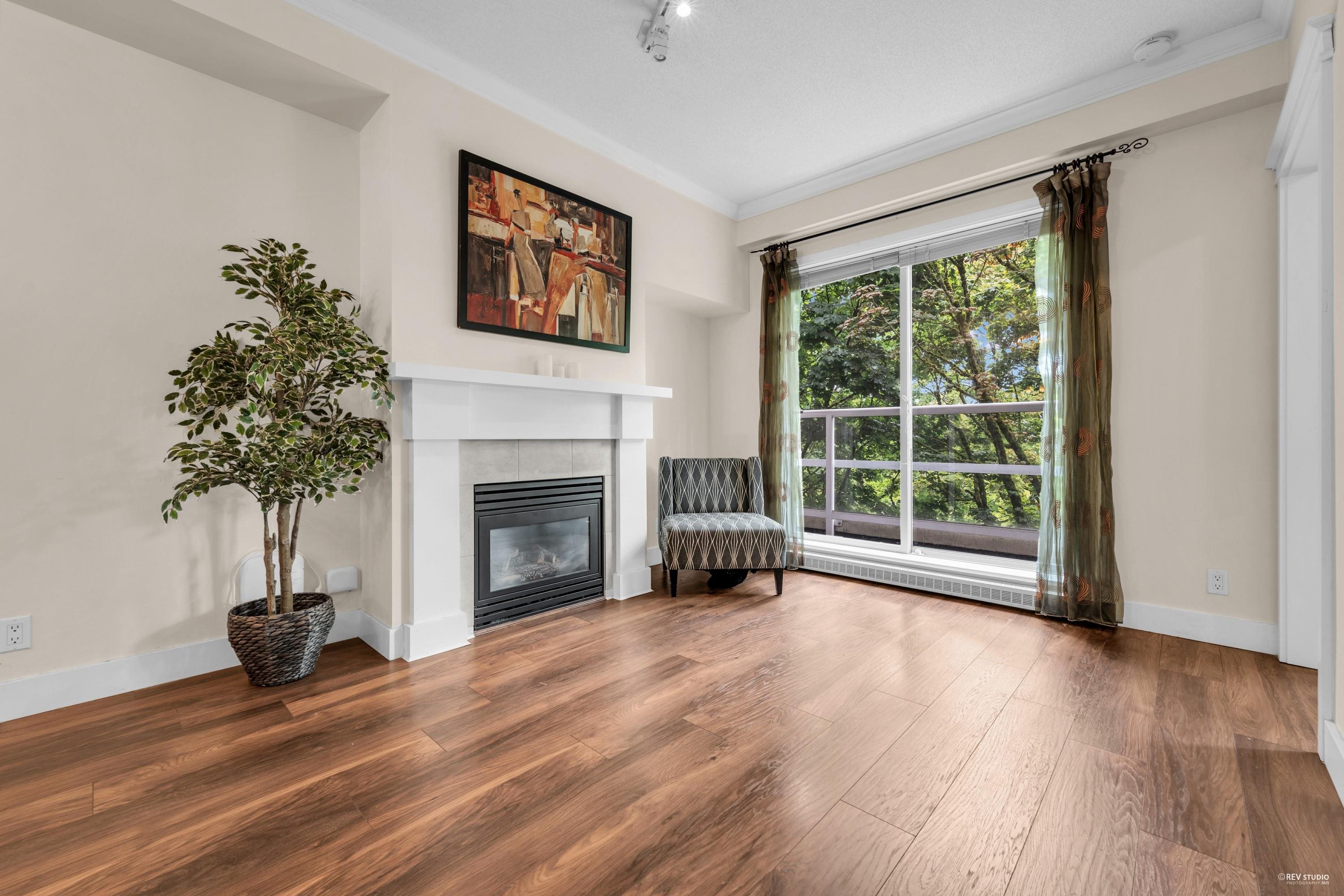 304 5790 EAST BOULEVARD Unit: 304