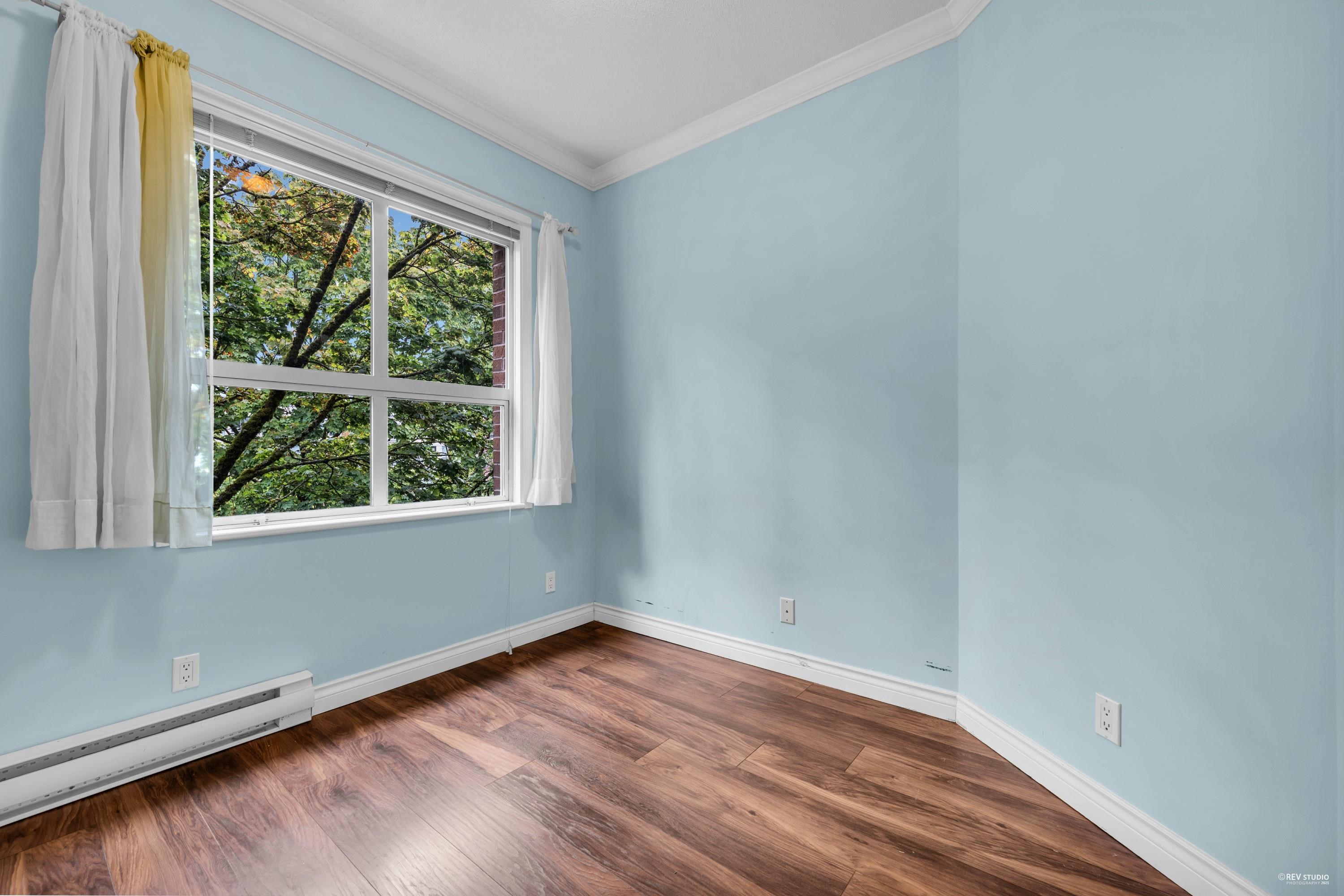 304 5790 EAST BOULEVARD Unit: 304