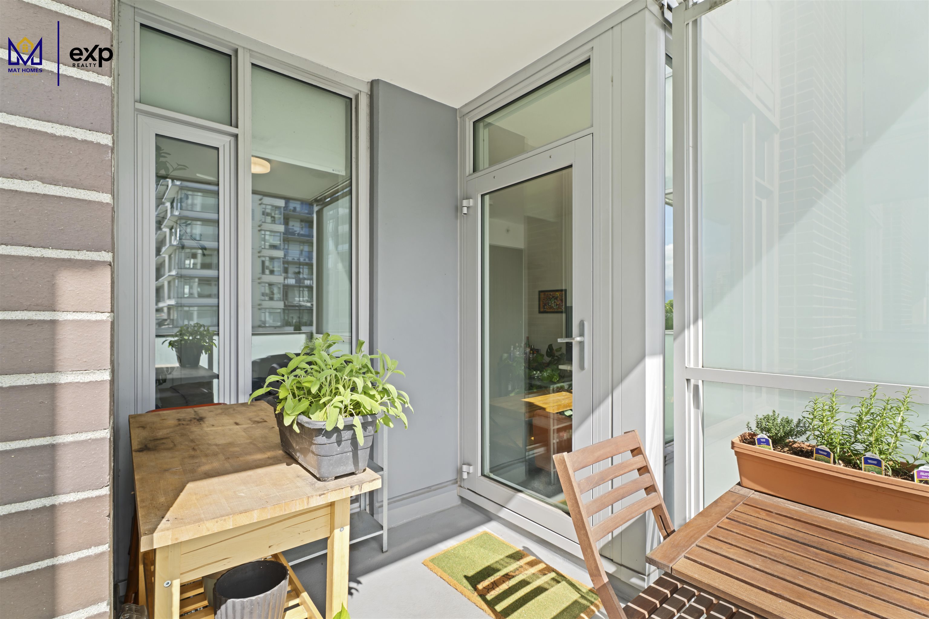 406 1661 QUEBEC STREET Unit: 406