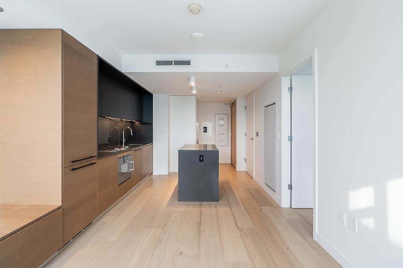 2102 1289 HORNBY STREET Unit: 2102