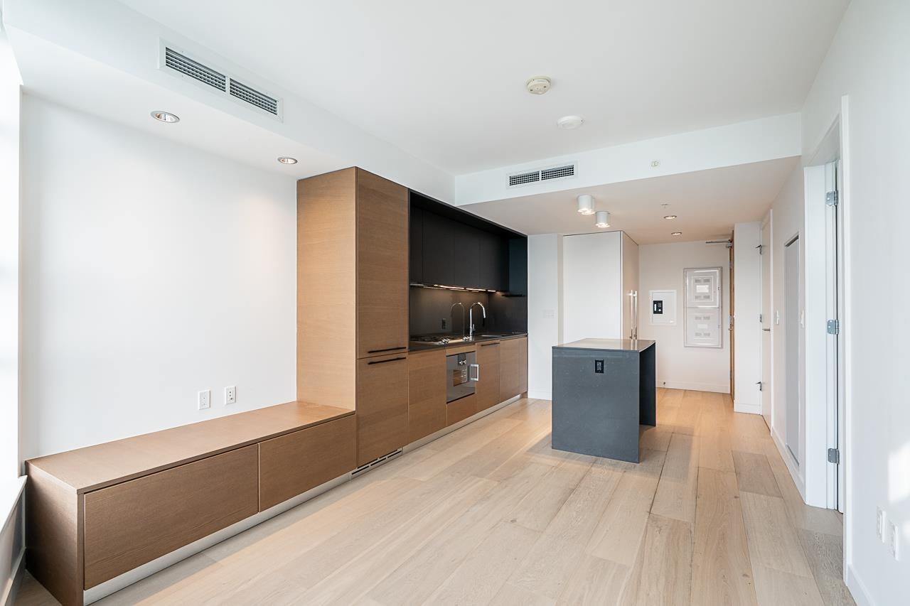 2102 1289 HORNBY STREET Unit: 2102