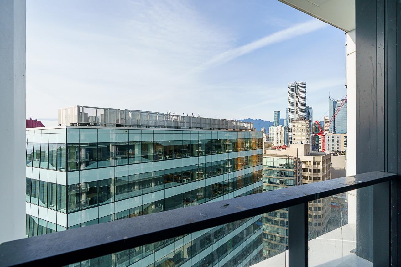 2102 1289 HORNBY STREET Unit: 2102