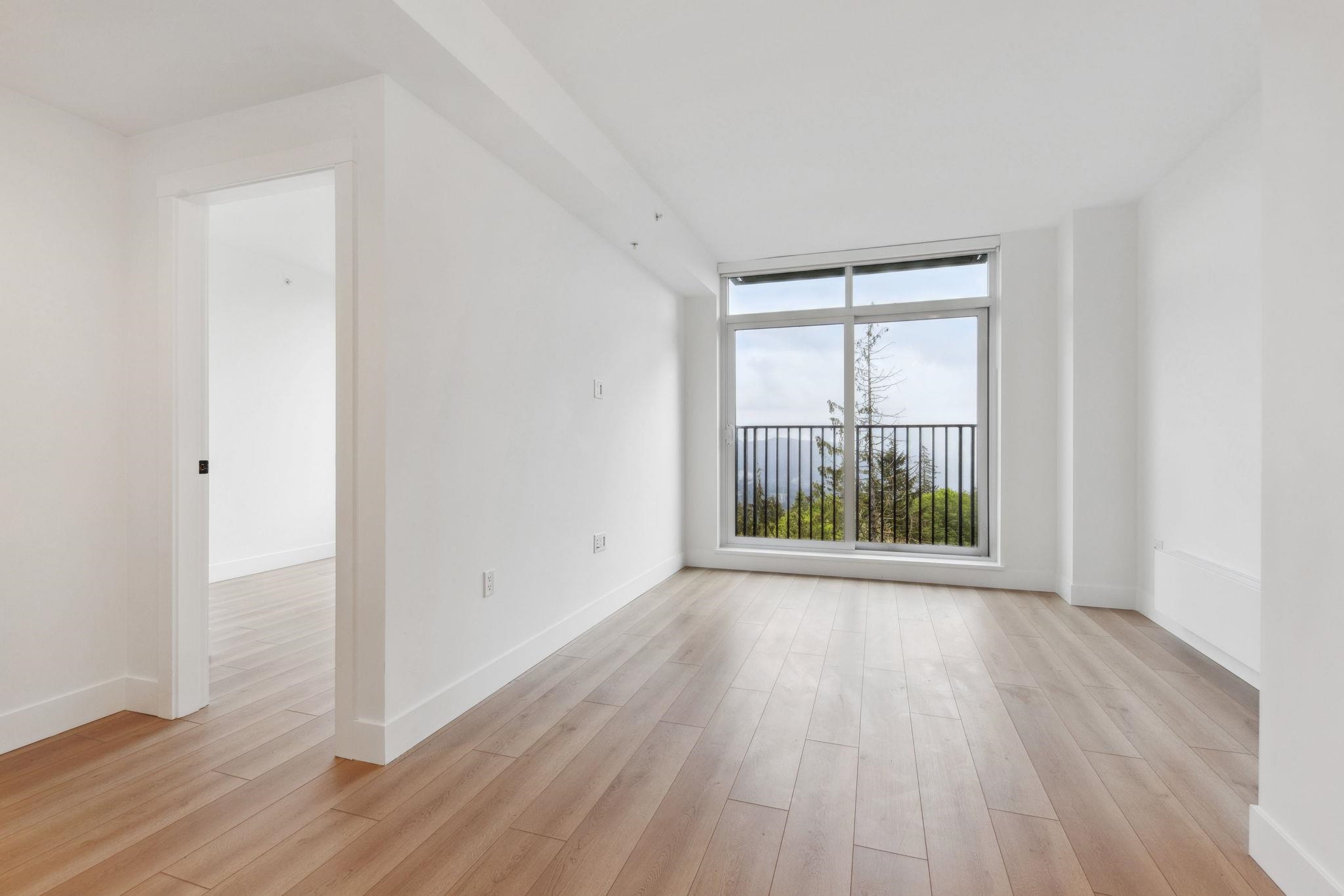 905 8750 UNIVERSITY CRESCENT Unit: 905