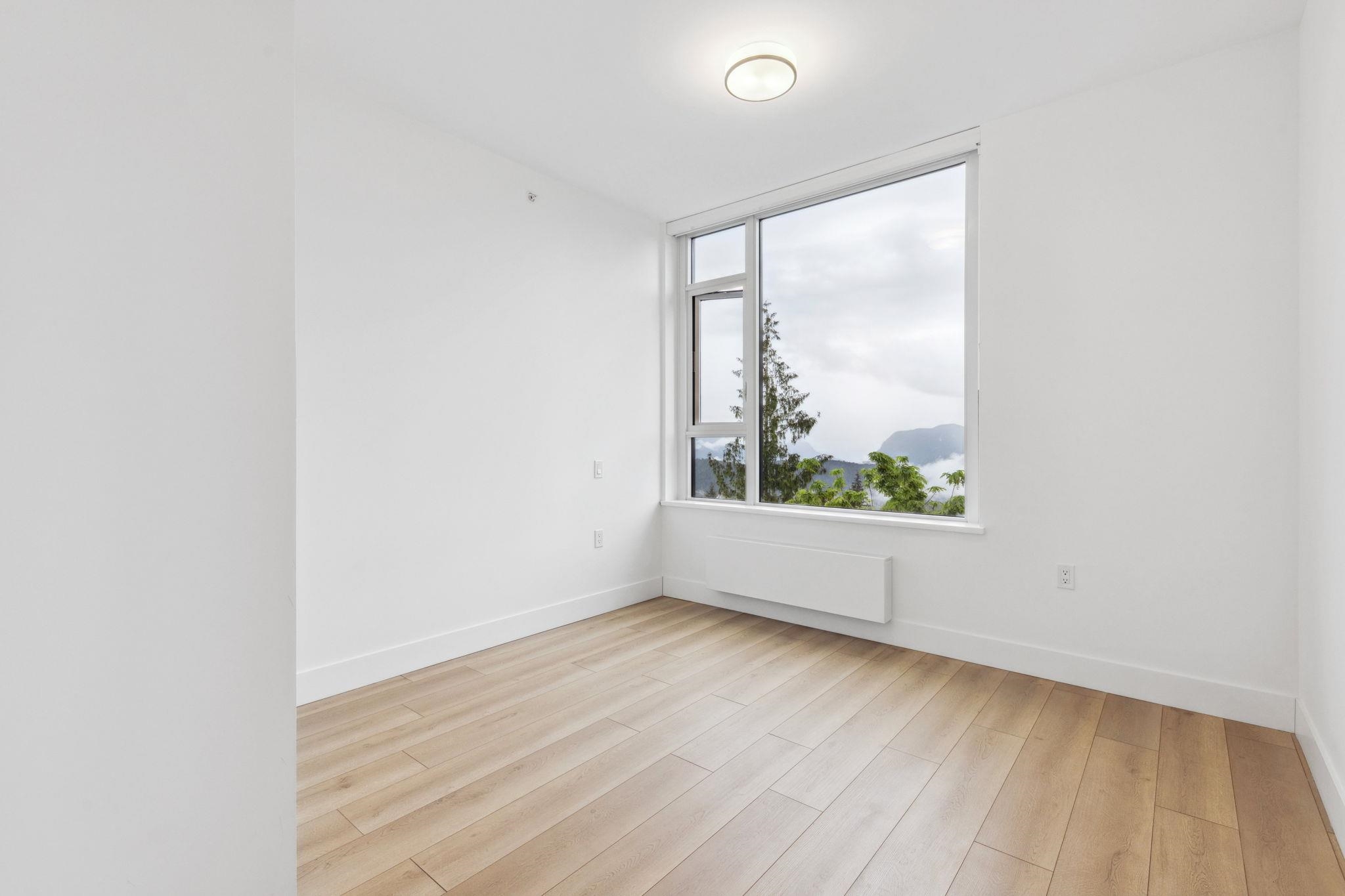 905 8750 UNIVERSITY CRESCENT Unit: 905