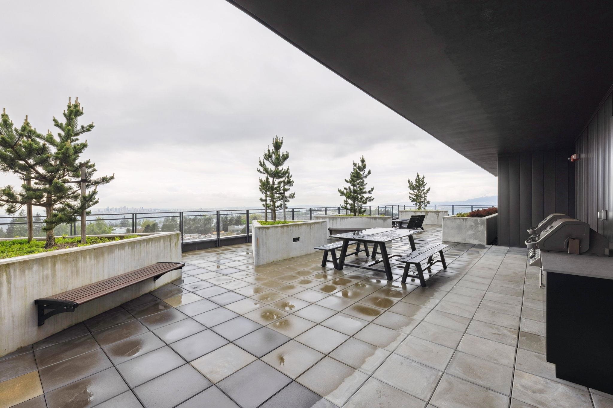 905 8750 UNIVERSITY CRESCENT Unit: 905