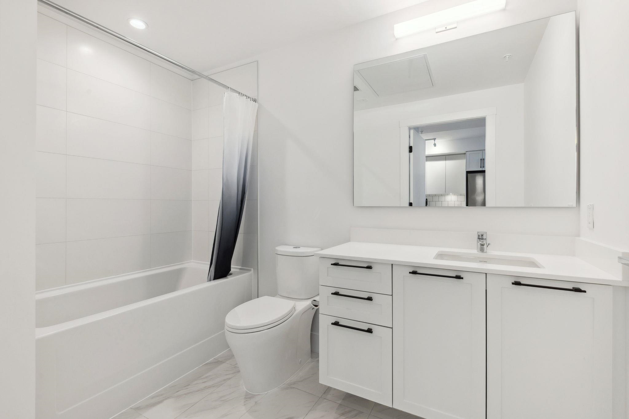 905 8750 UNIVERSITY CRESCENT Unit: 905