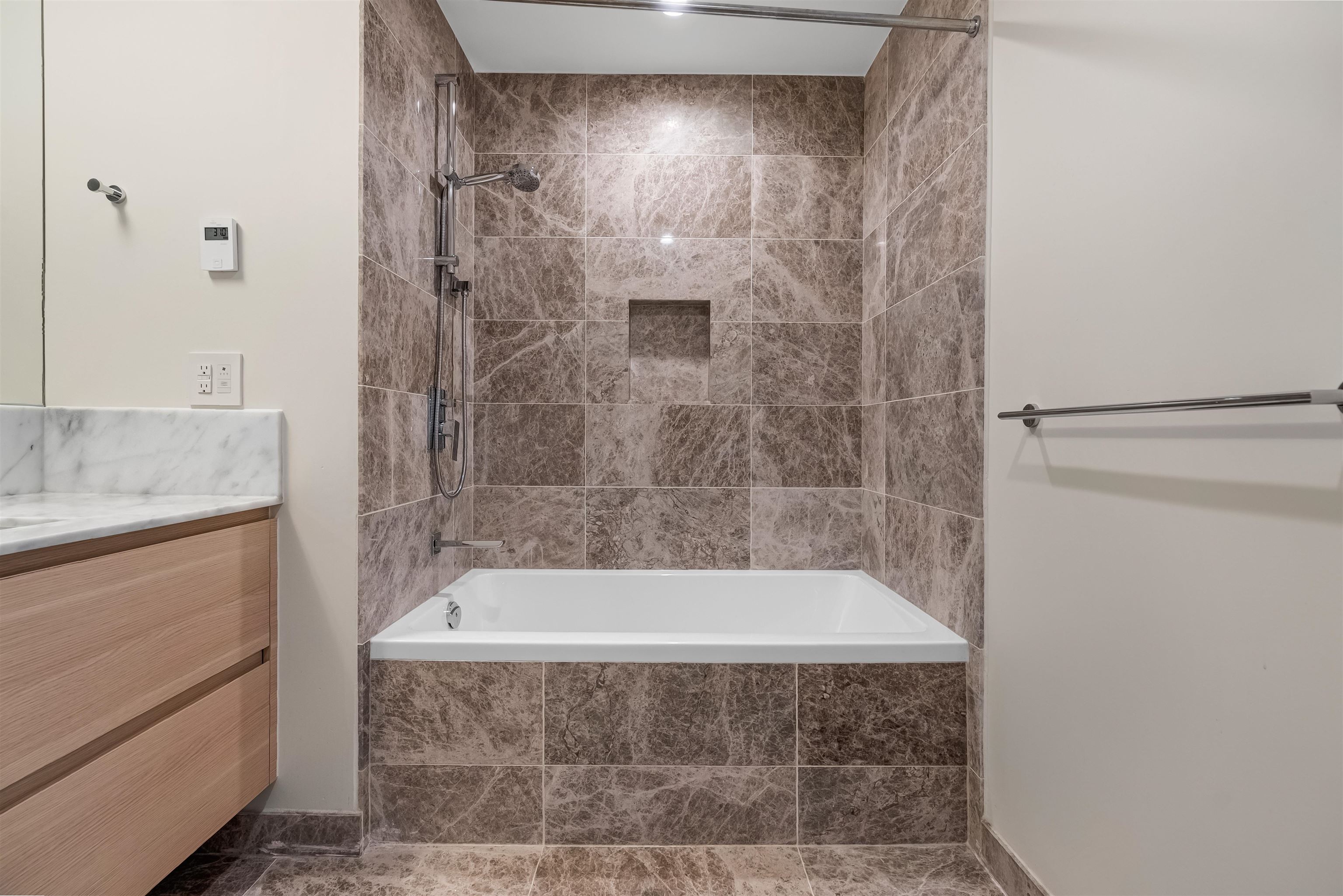 903 305 MORRISSEY ROAD Unit: 903