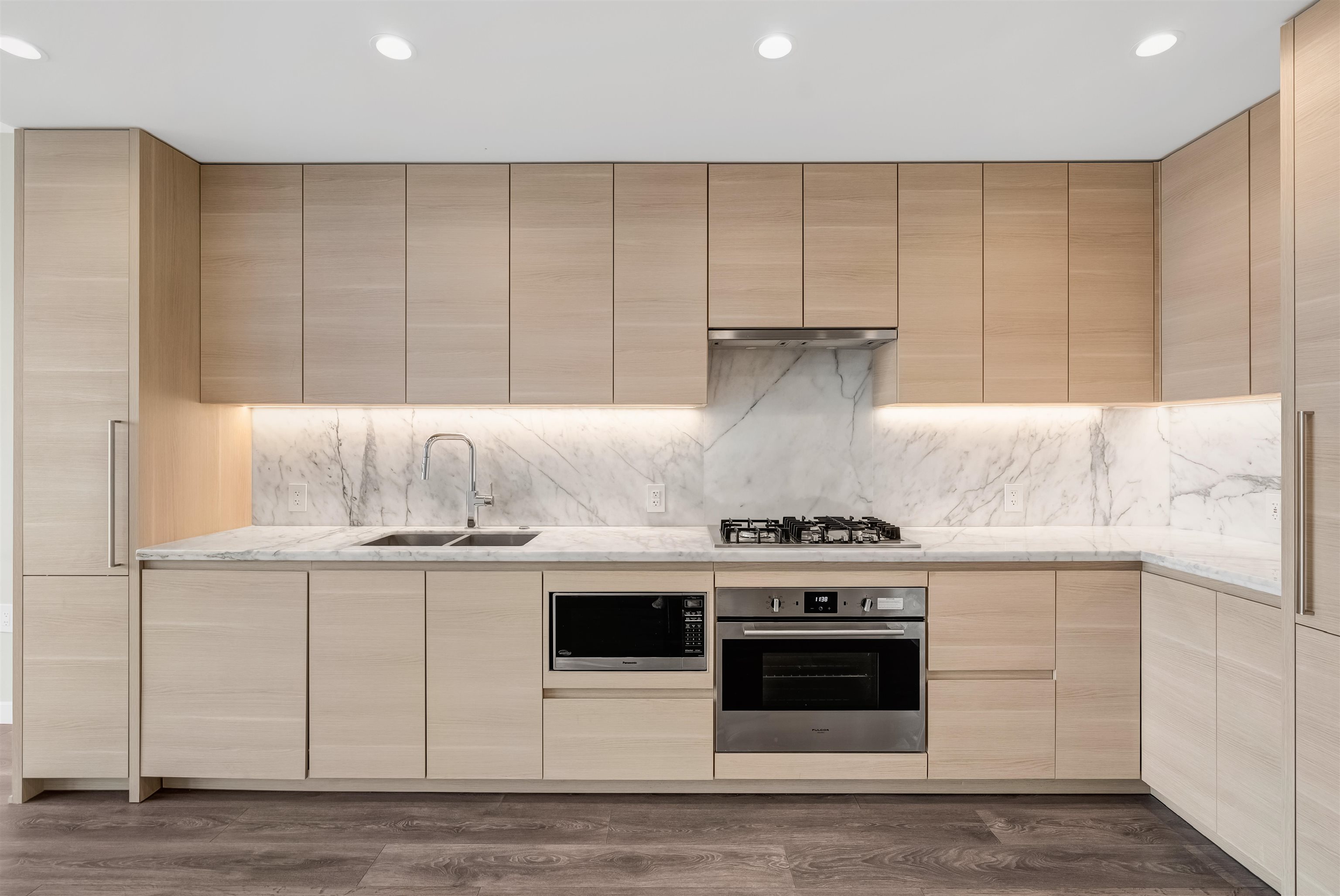 903 305 MORRISSEY ROAD Unit: 903