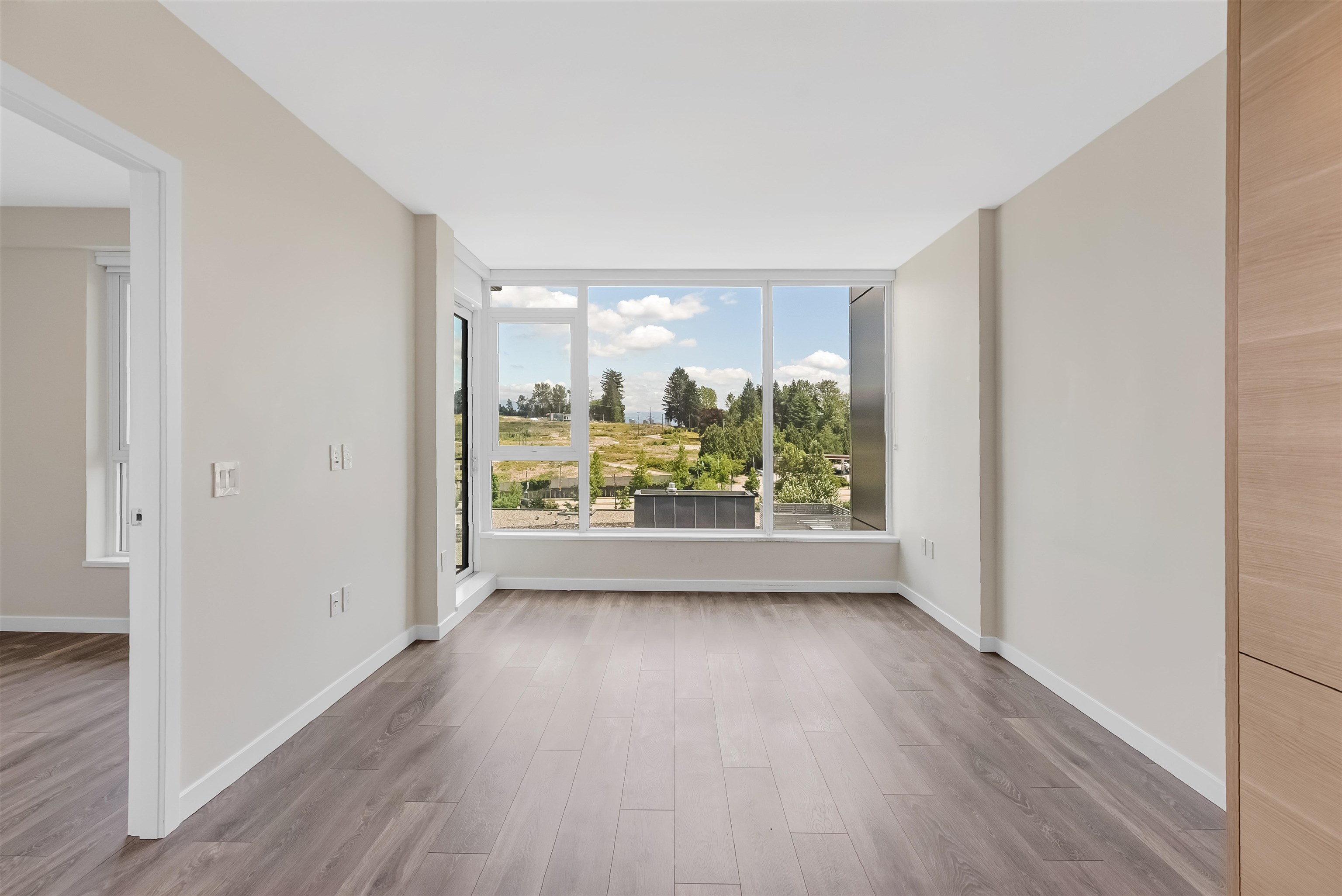 903 305 MORRISSEY ROAD Unit: 903