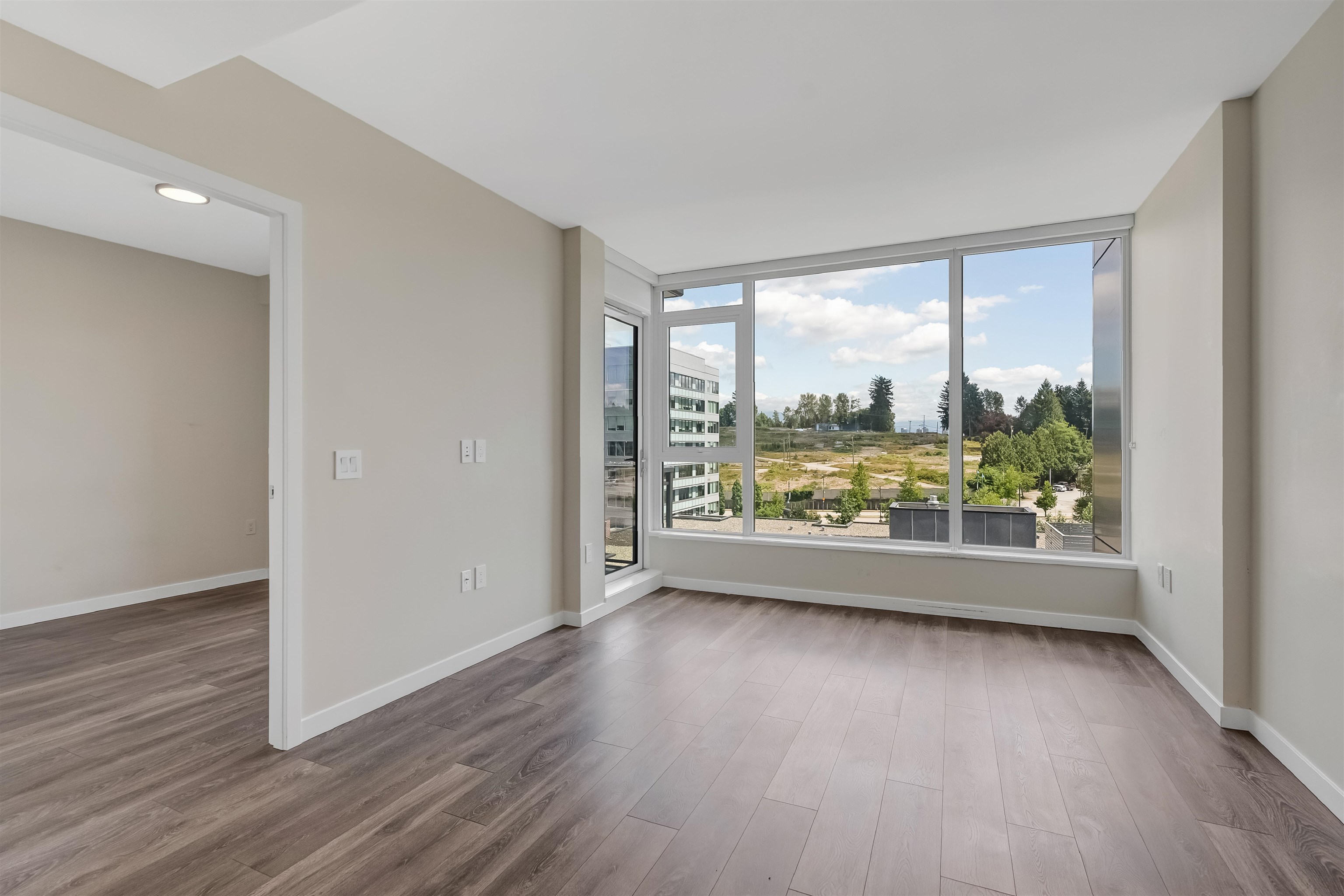 903 305 MORRISSEY ROAD Unit: 903