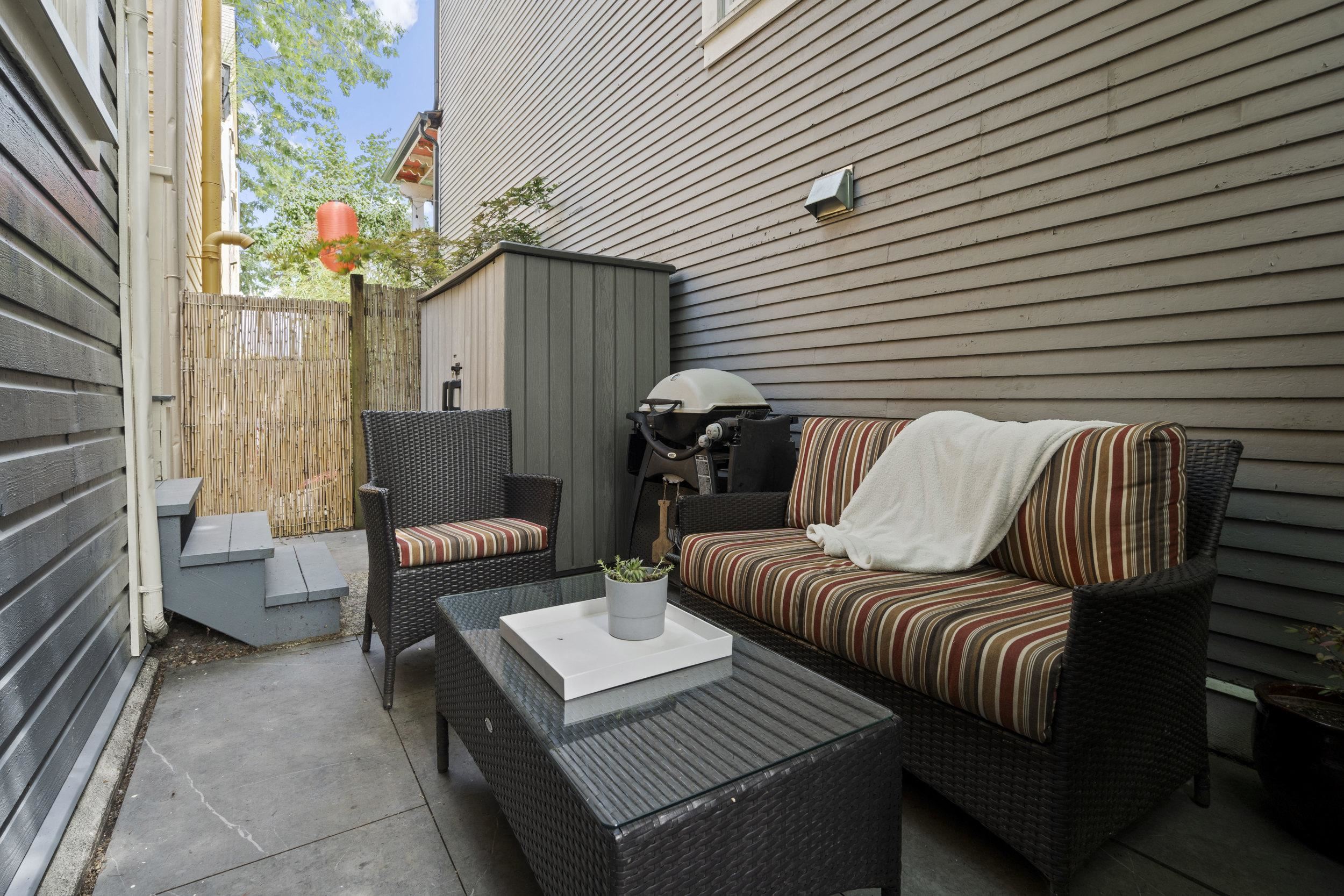 508 HAWKS AVENUE